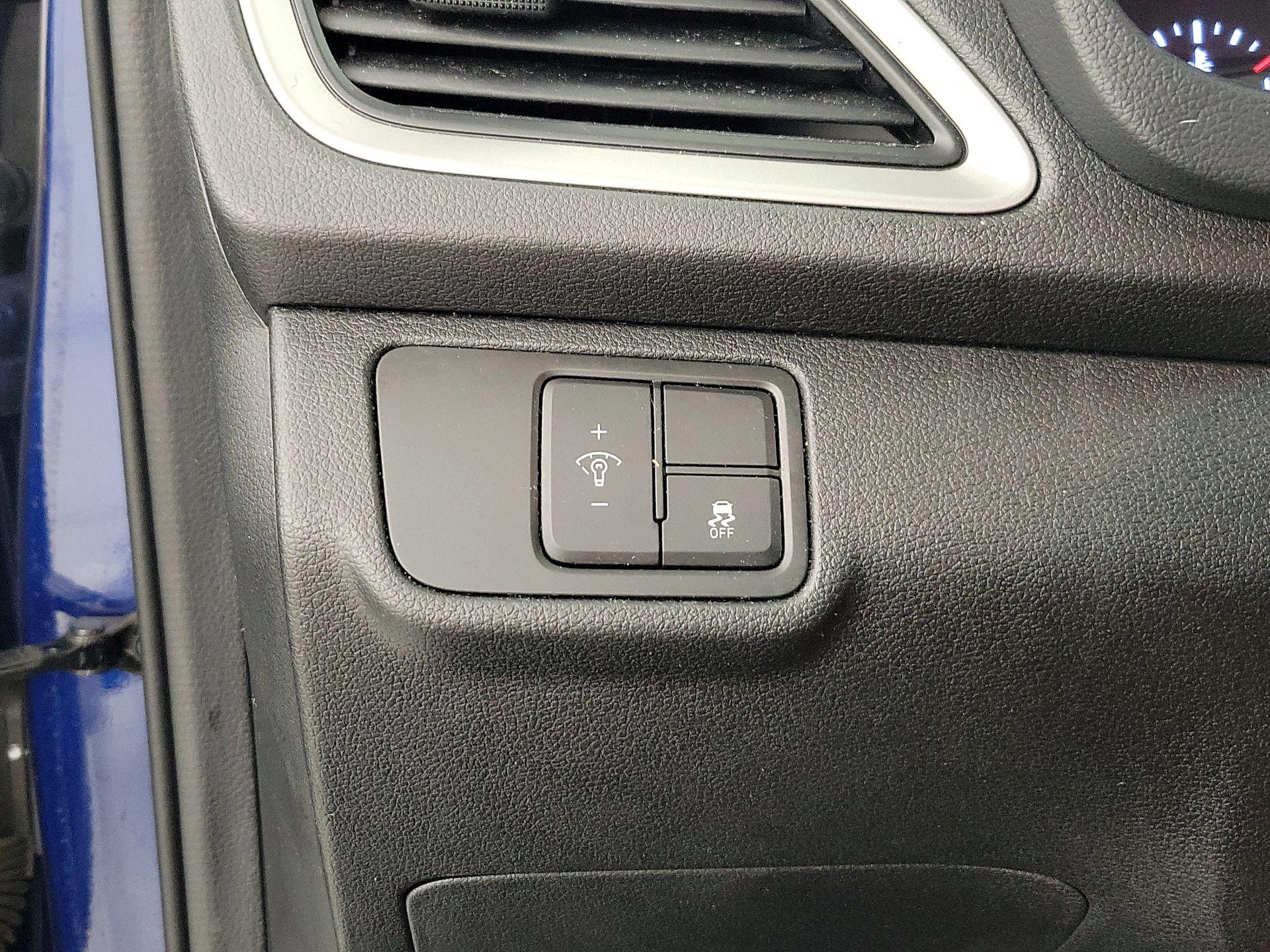 Thumbnail: 2020 Hyundai Accent - 13