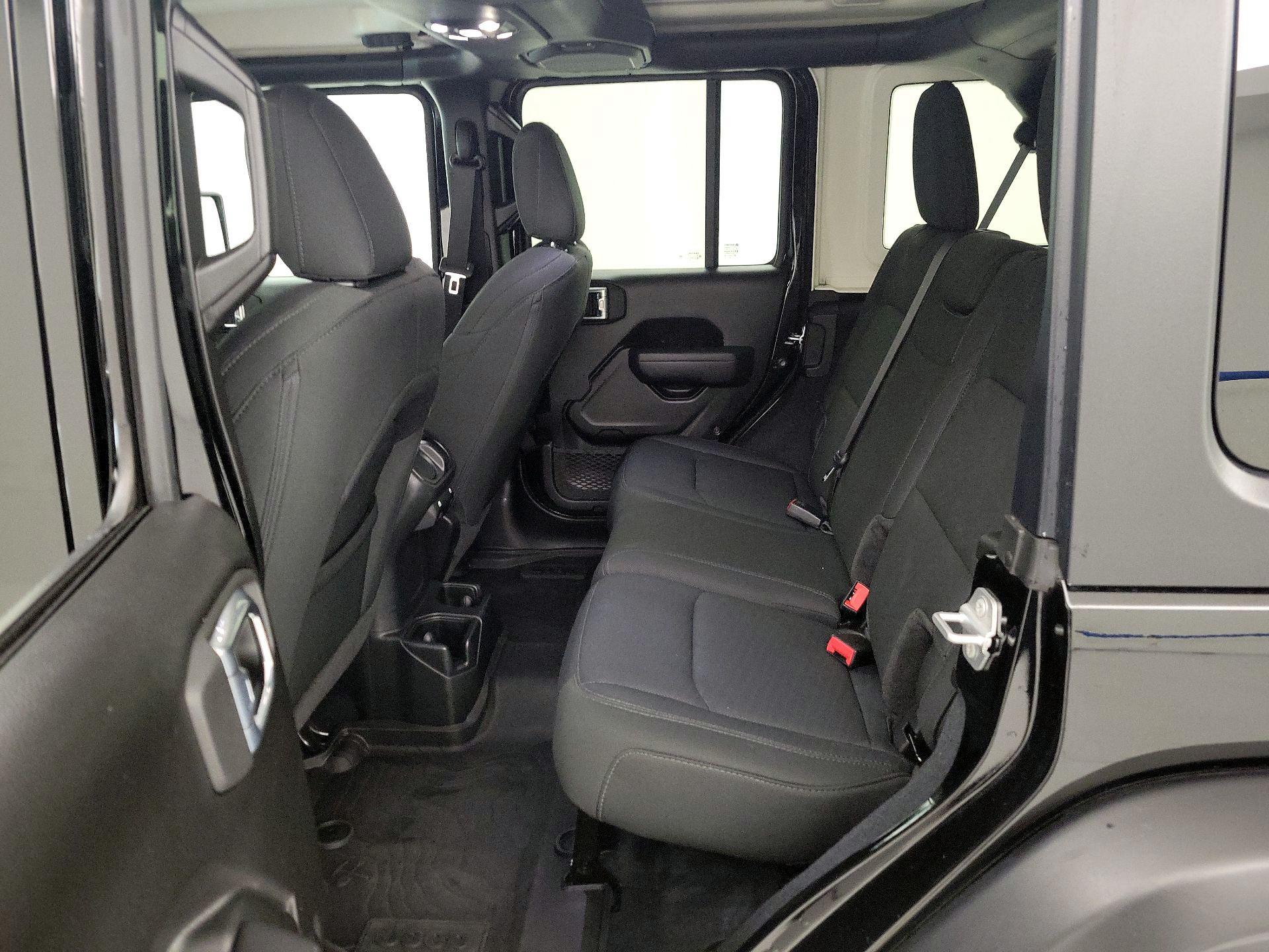 Thumbnail: 2022 Jeep Wrangler - 19