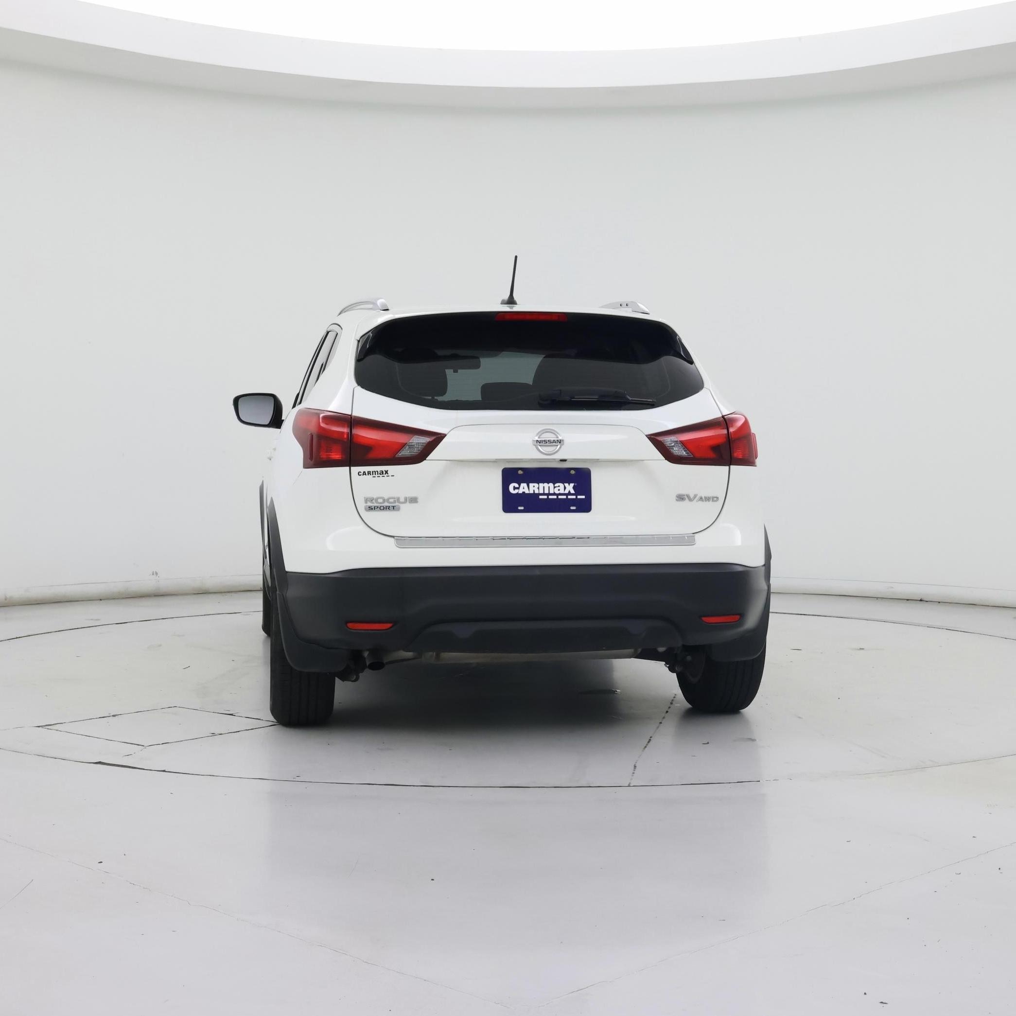 Thumbnail: 2017 Nissan Rogue Sport - 6