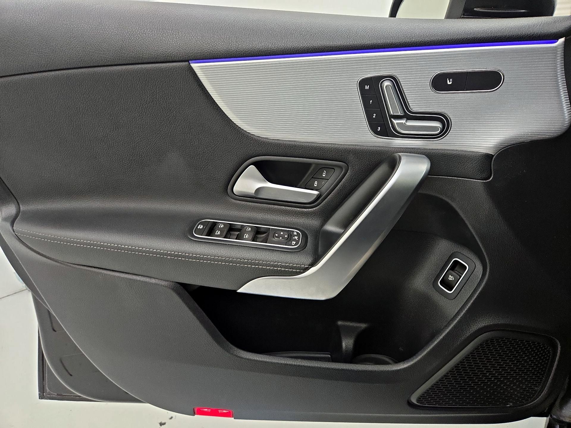 Thumbnail: 2020 Mercedes-Benz A-Class - 12