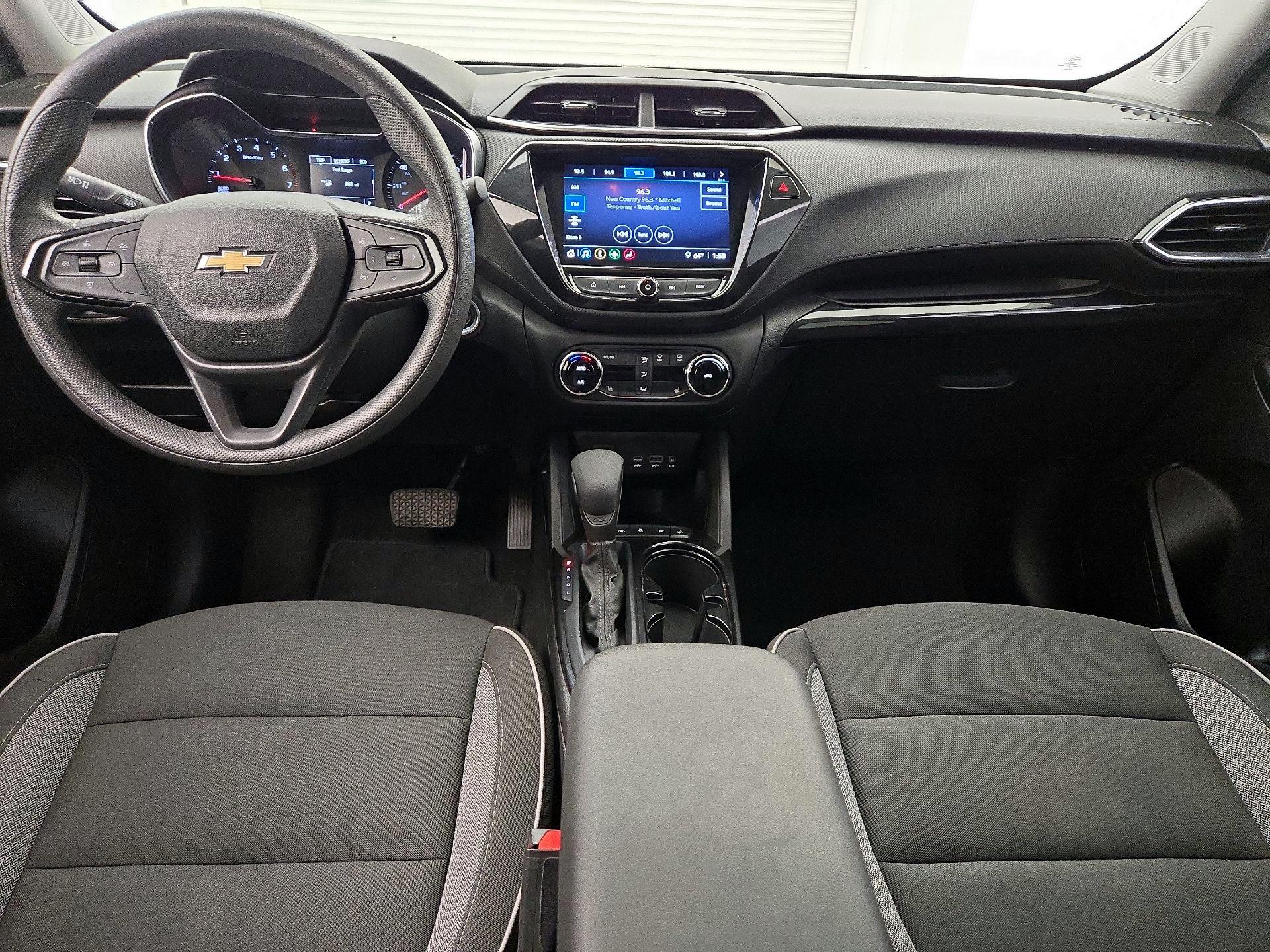 Thumbnail: 2023 Chevrolet TrailBlazer - 9