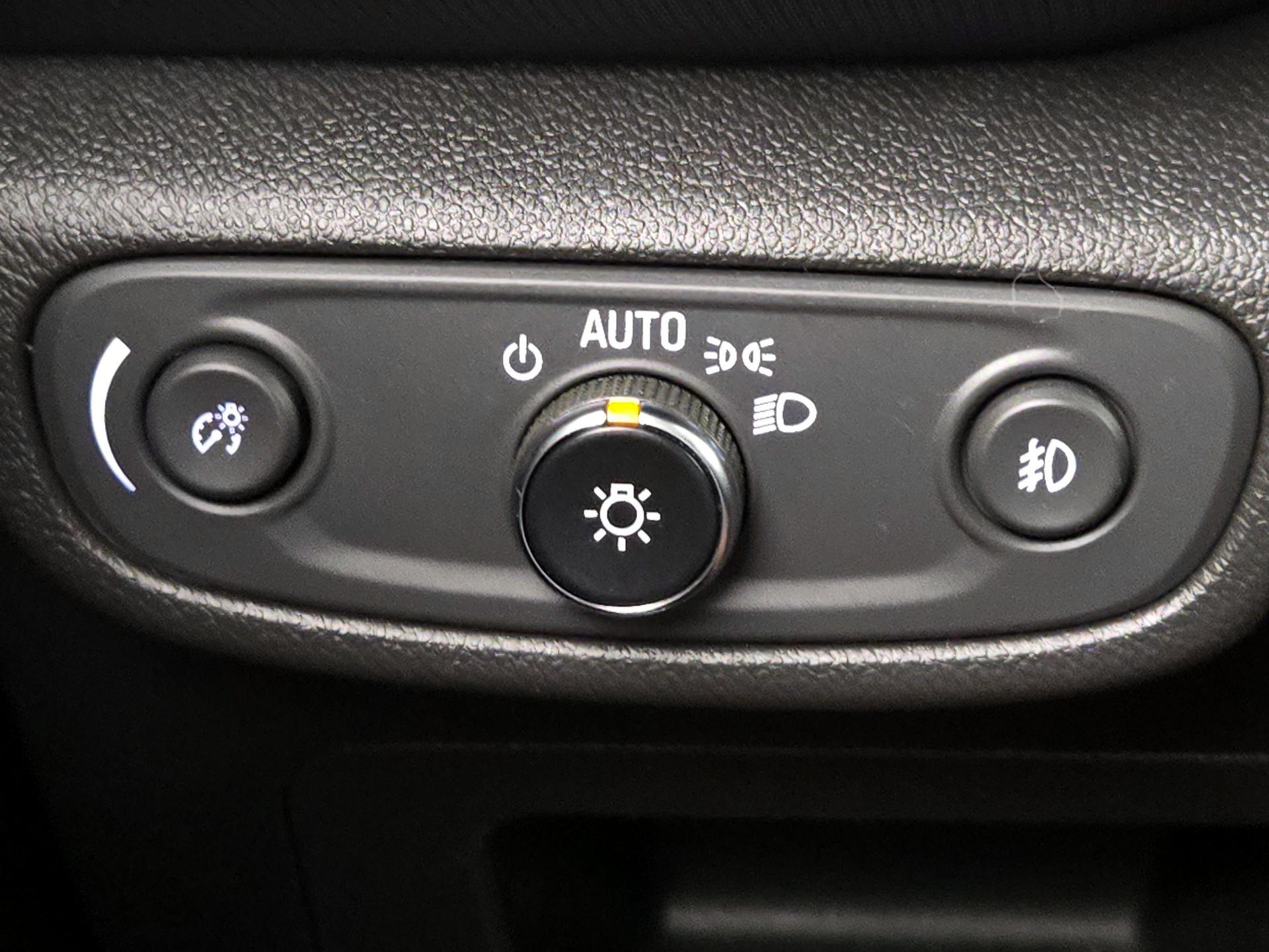 Thumbnail: 2023 Chevrolet TrailBlazer - 13