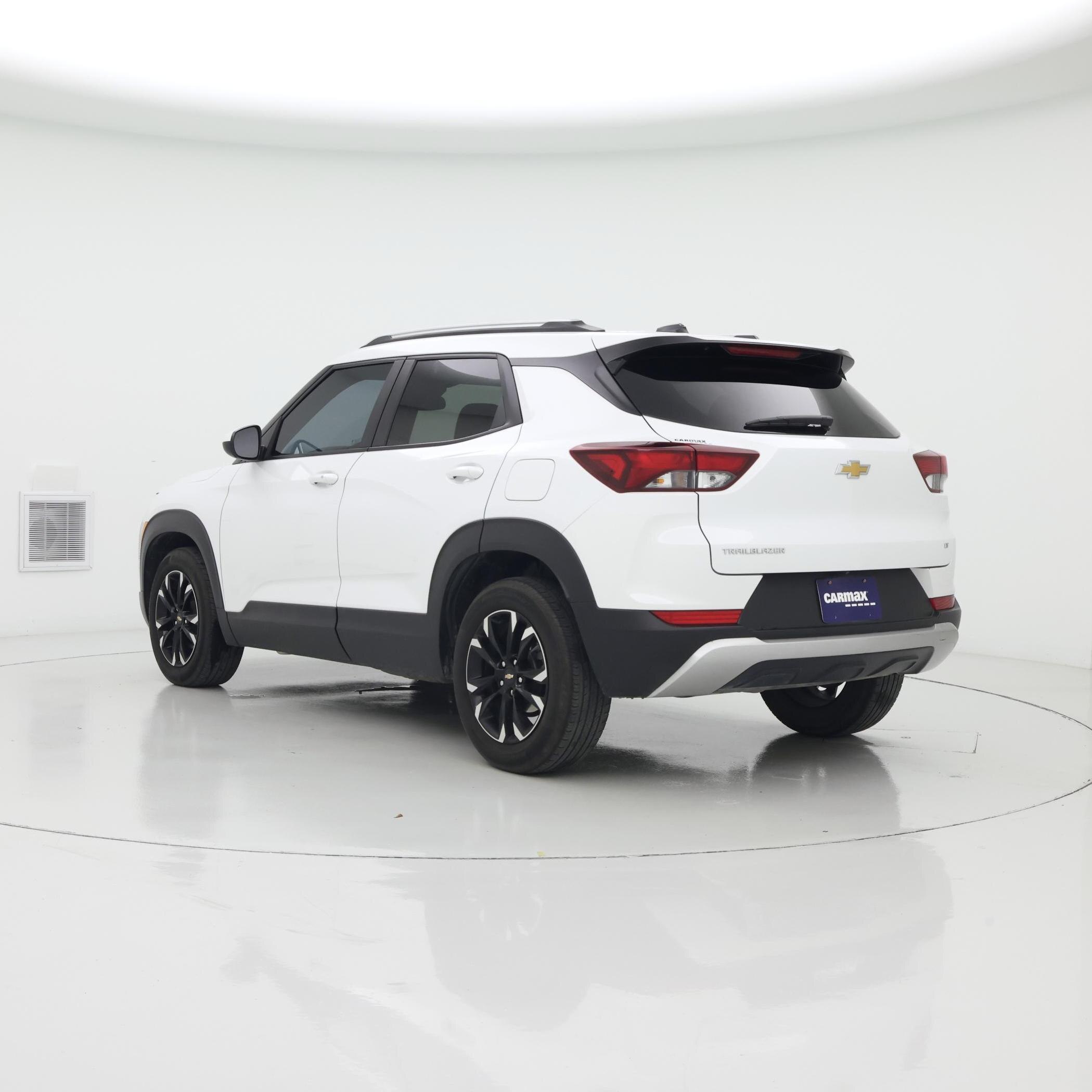 Thumbnail: 2023 Chevrolet TrailBlazer - 2