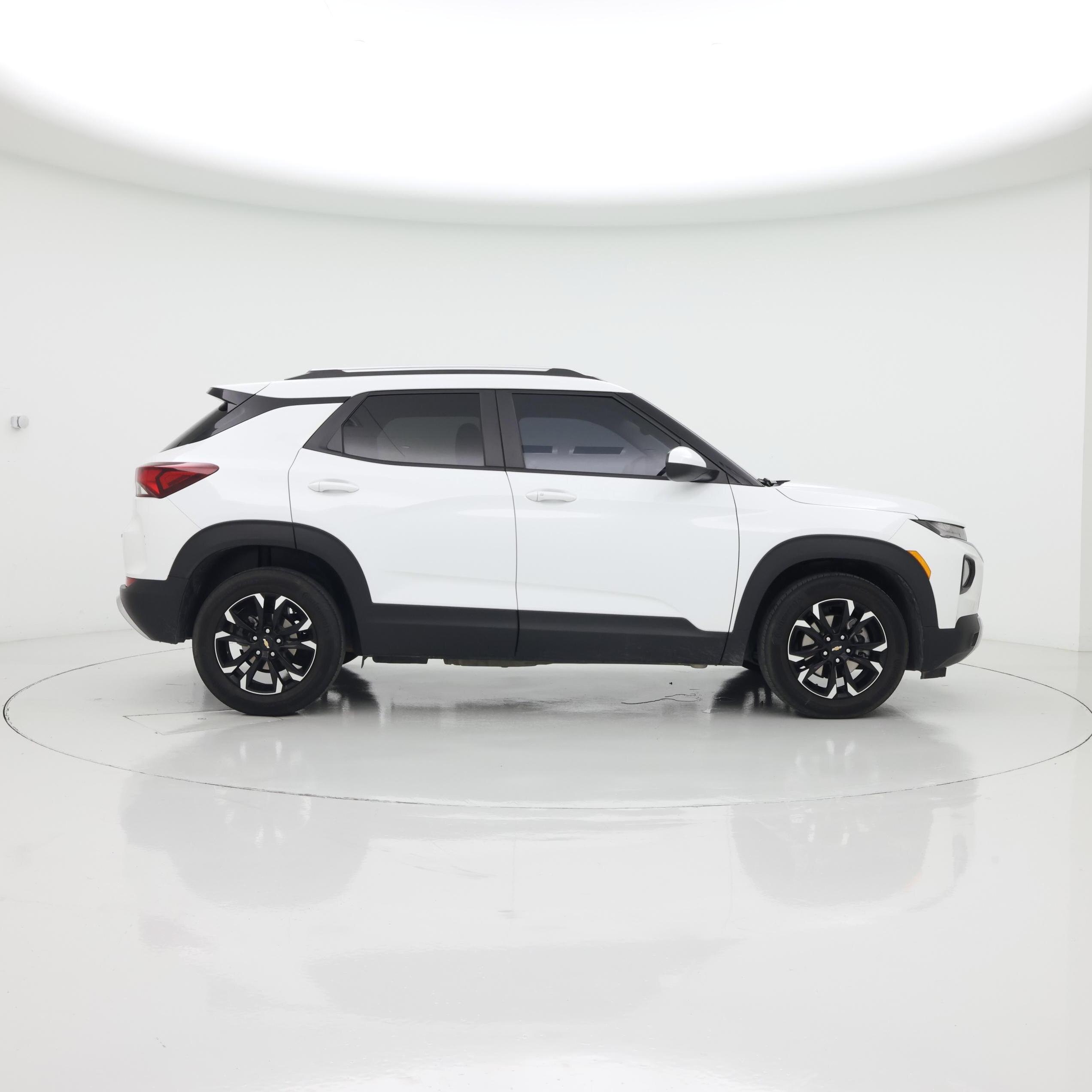 Thumbnail: 2023 Chevrolet TrailBlazer - 7