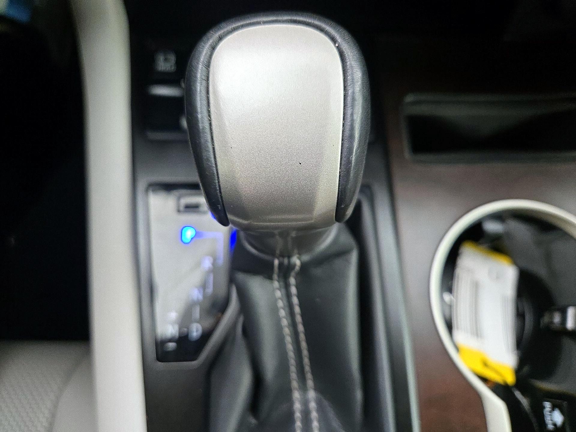 Thumbnail: 2021 Lexus RX - 16