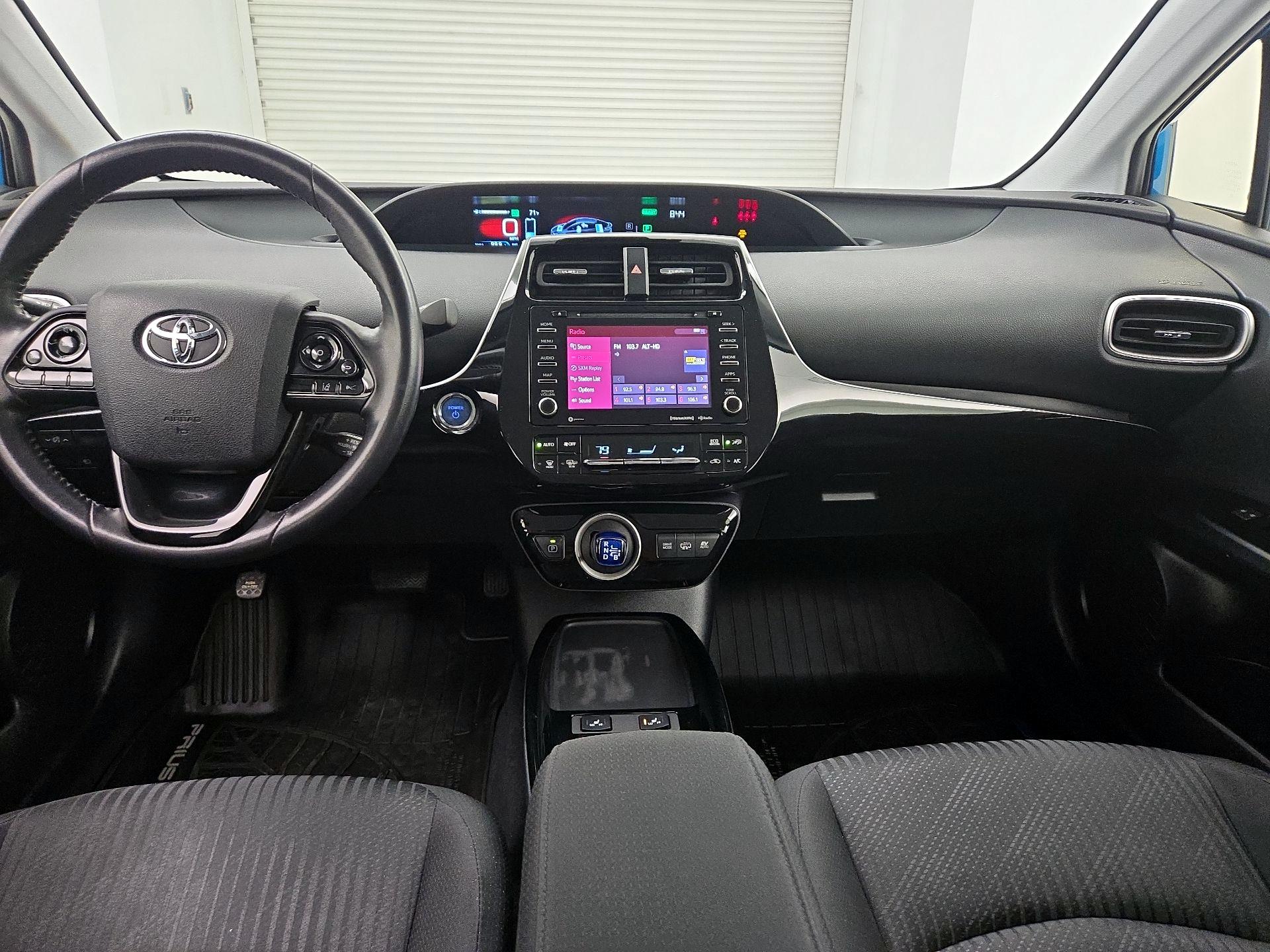 Thumbnail: 2020 Toyota Prius Prime - 9