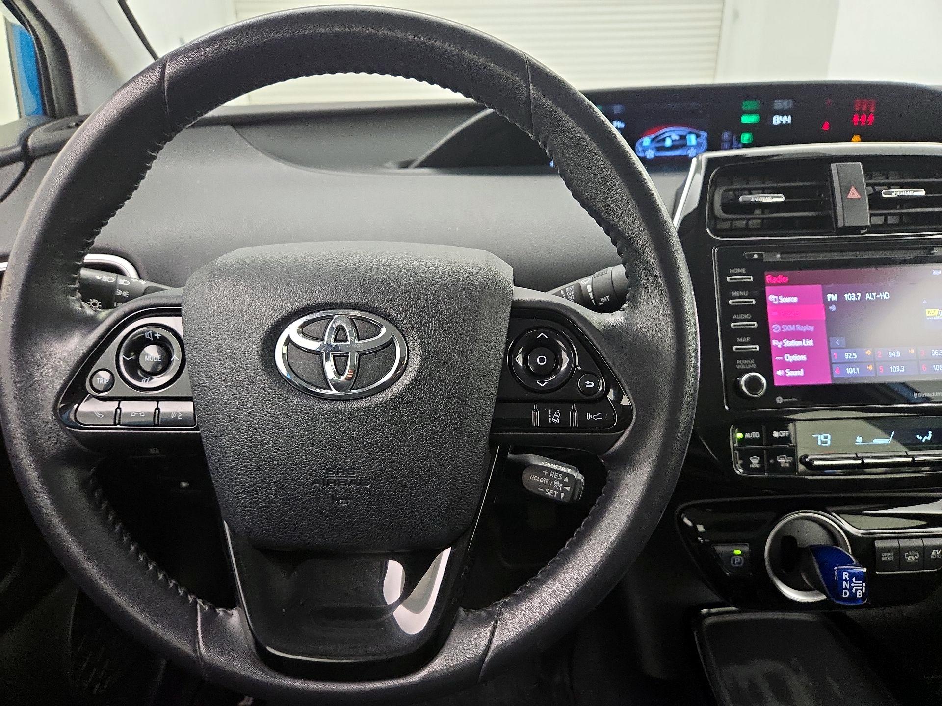 Thumbnail: 2020 Toyota Prius Prime - 10