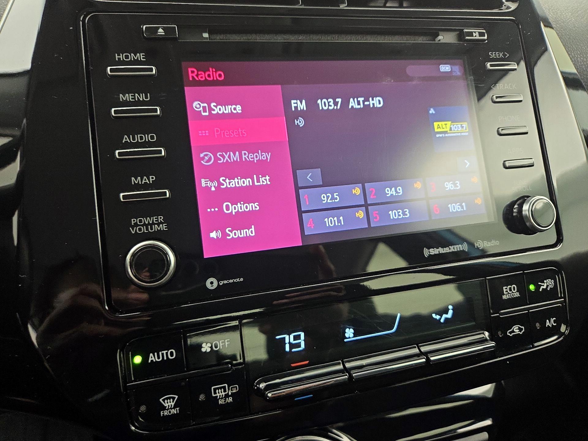 Thumbnail: 2020 Toyota Prius Prime - 15