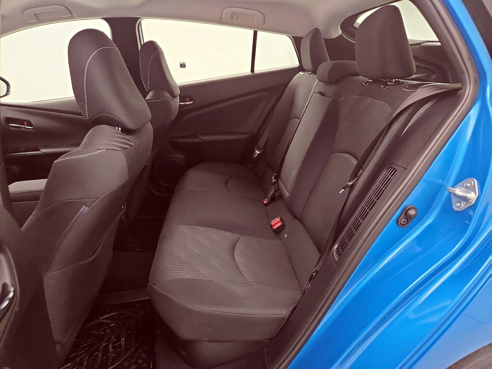 Thumbnail: 2020 Toyota Prius Prime - 18