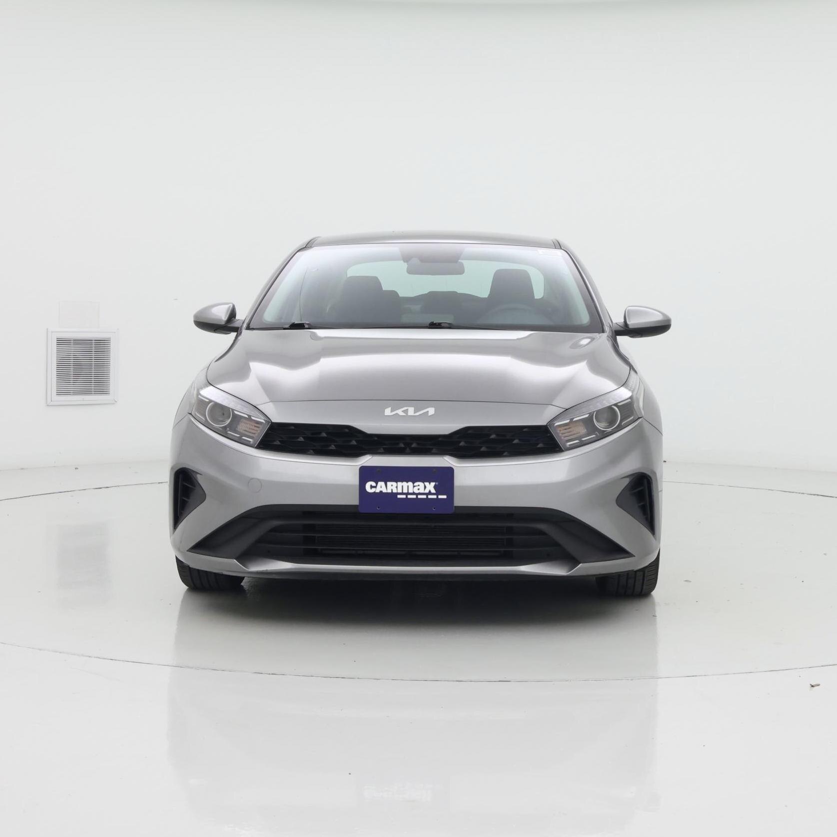 Thumbnail: 2023 Kia Forte - 5