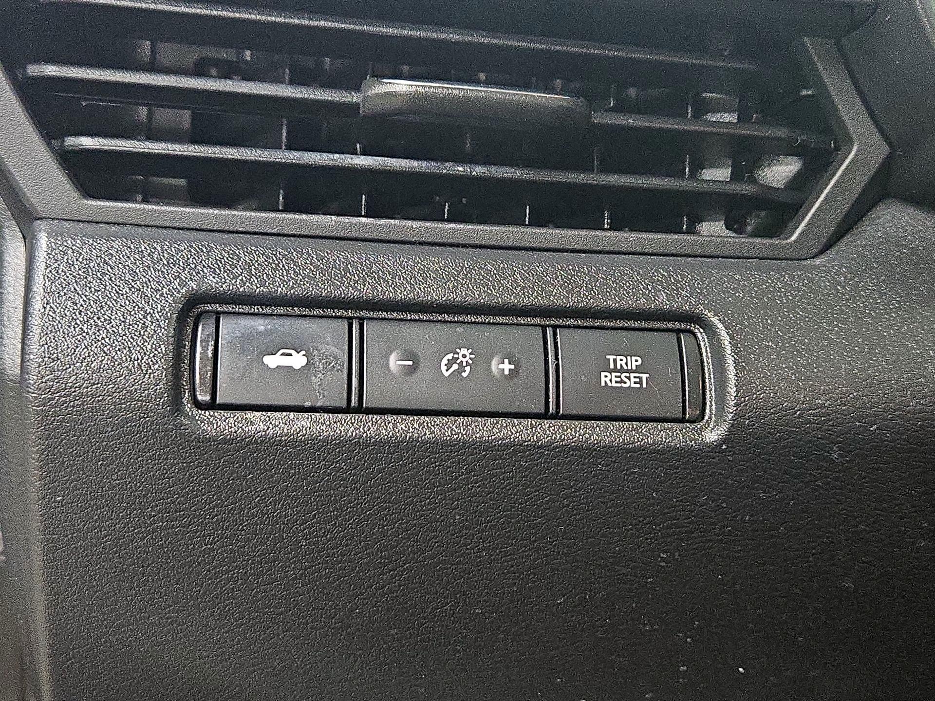 Thumbnail: 2022 Nissan Altima - 13