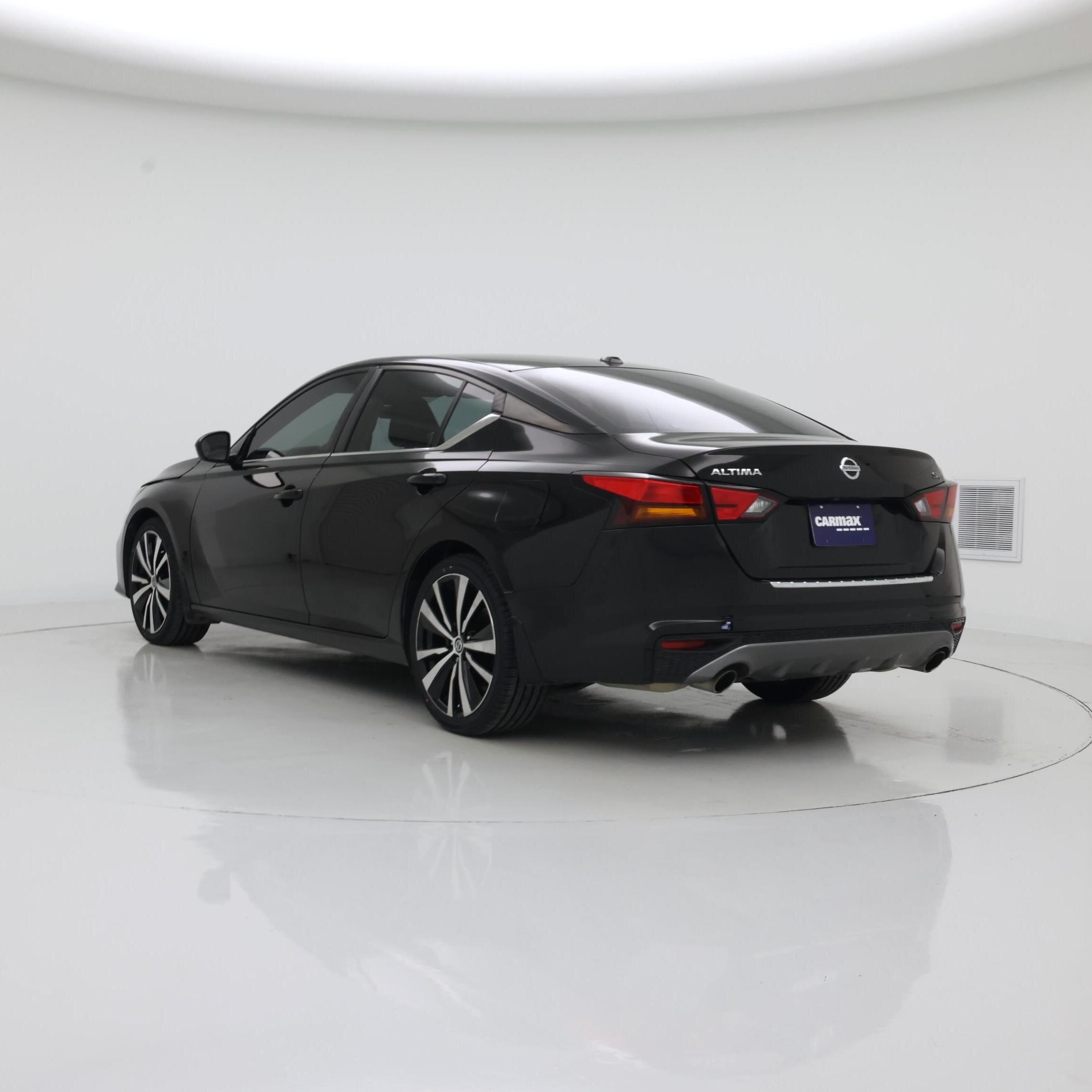 Thumbnail: 2022 Nissan Altima - 2