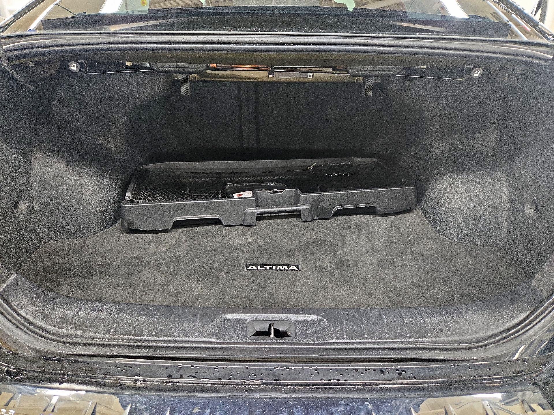 Thumbnail: 2022 Nissan Altima - 20