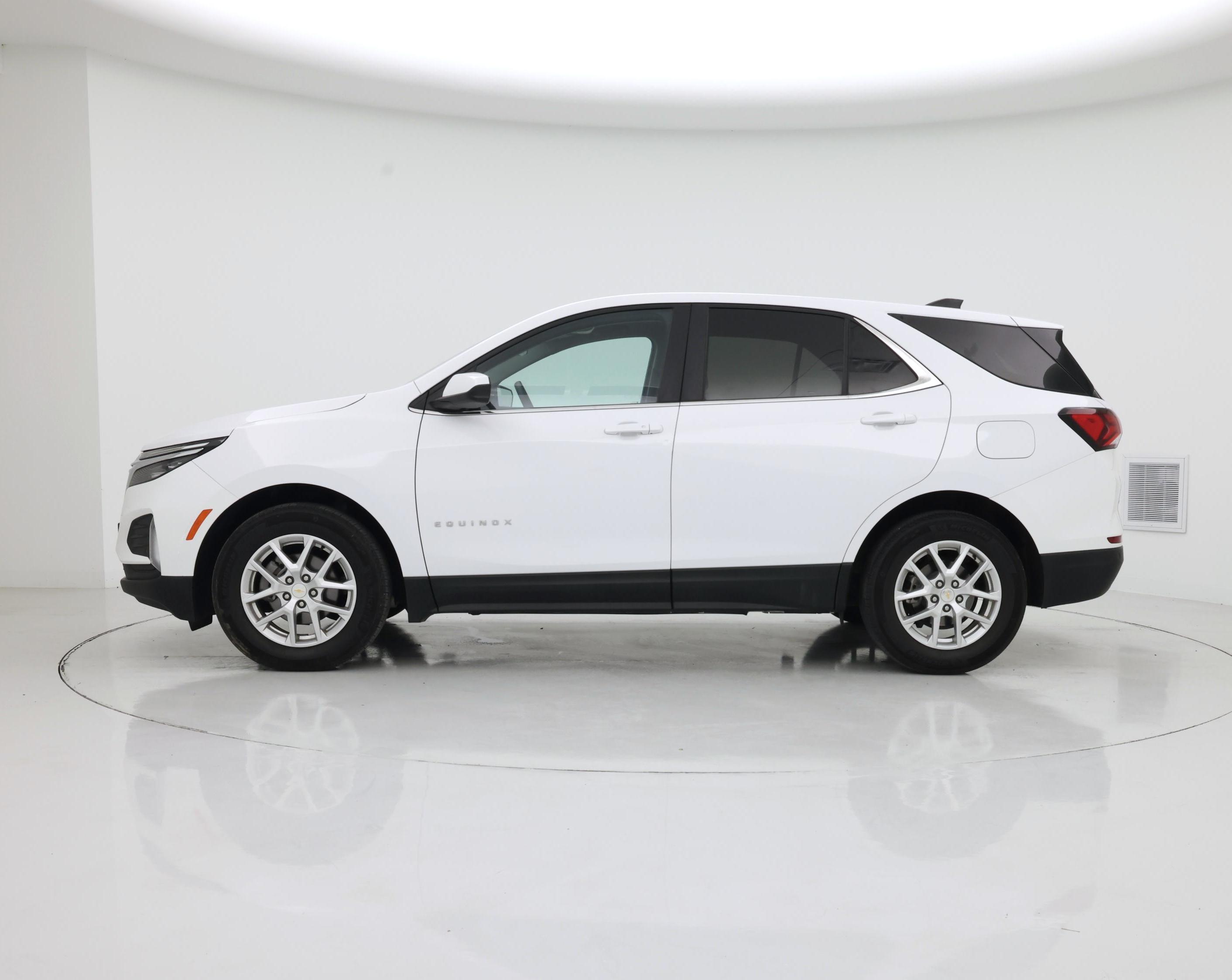 Thumbnail: 2023 Chevrolet Equinox - 3