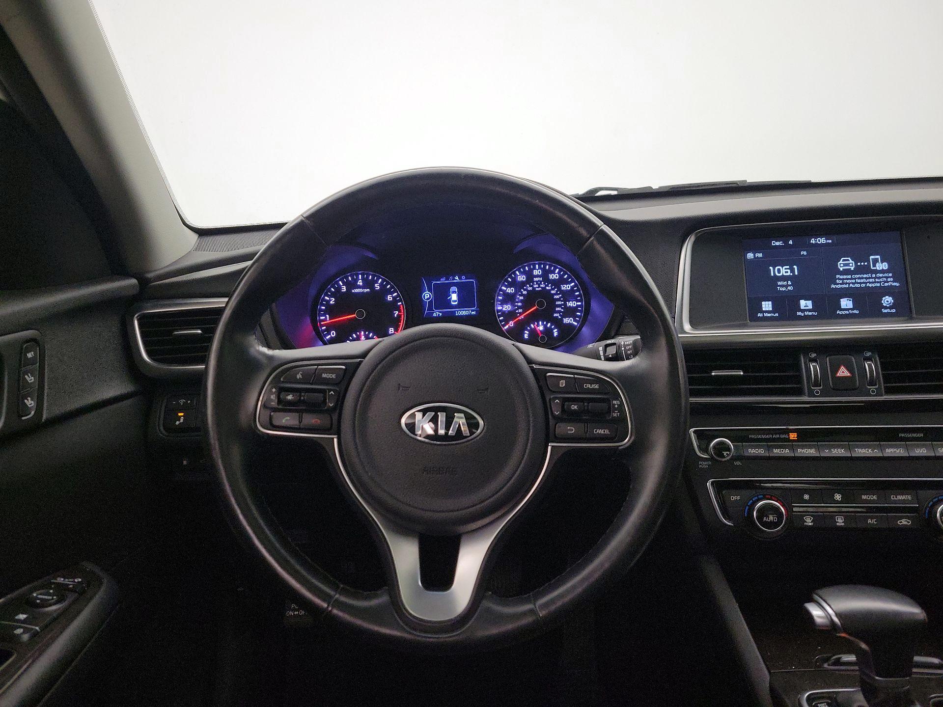 Thumbnail: 2018 Kia Optima - 10