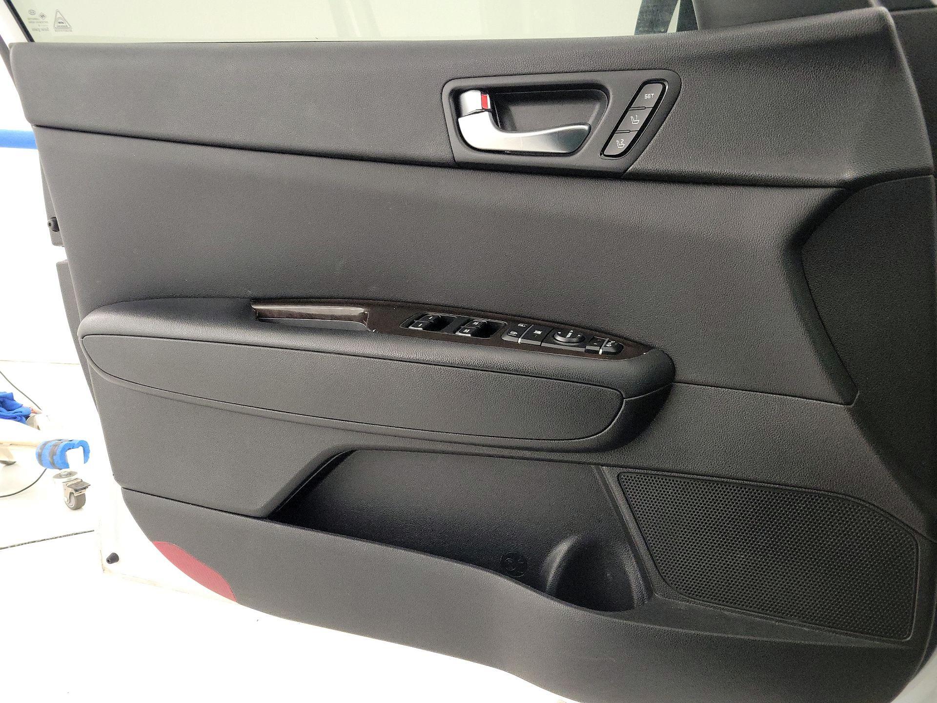 Thumbnail: 2018 Kia Optima - 12