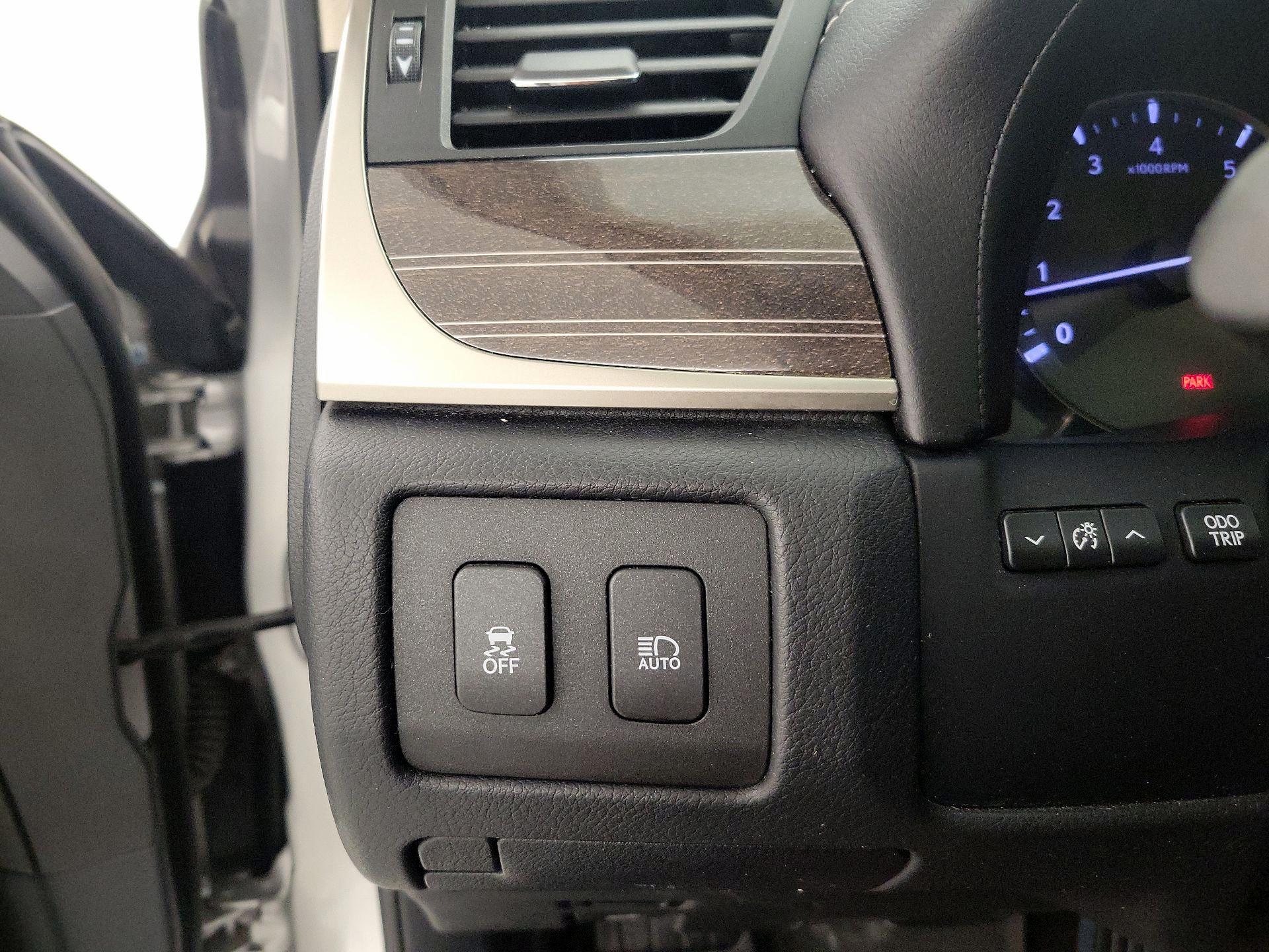 Thumbnail: 2017 Lexus GS - 13