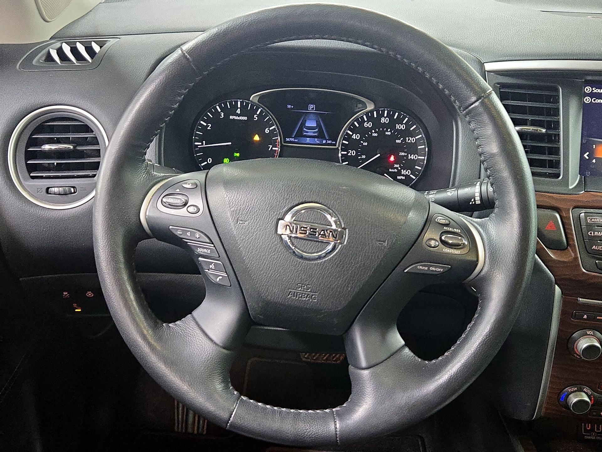 Thumbnail: 2020 Nissan Pathfinder - 10