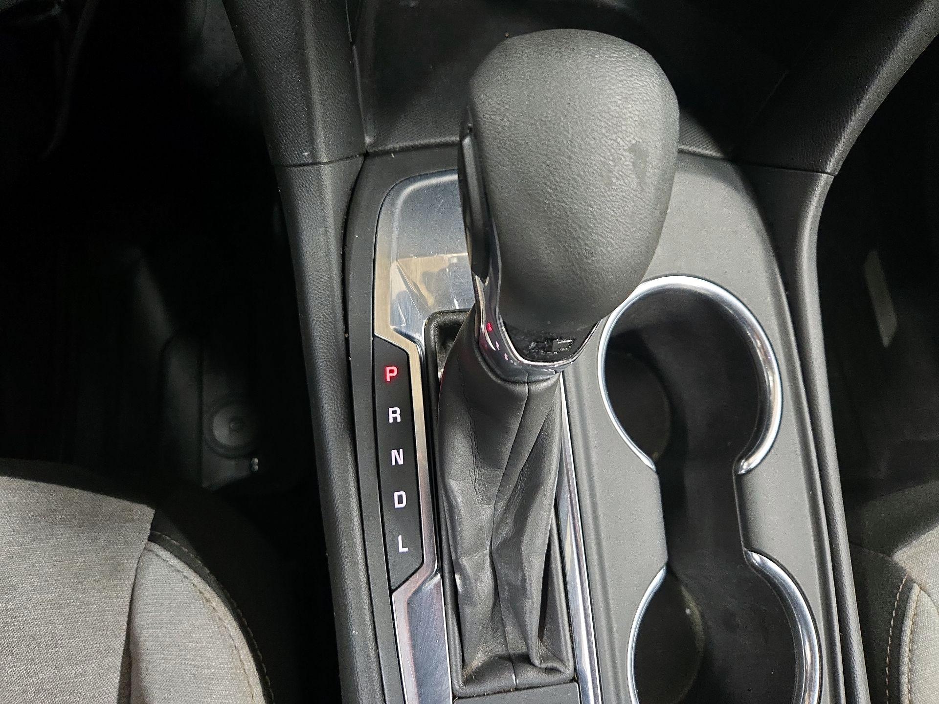 Thumbnail: 2022 Chevrolet Equinox - 17