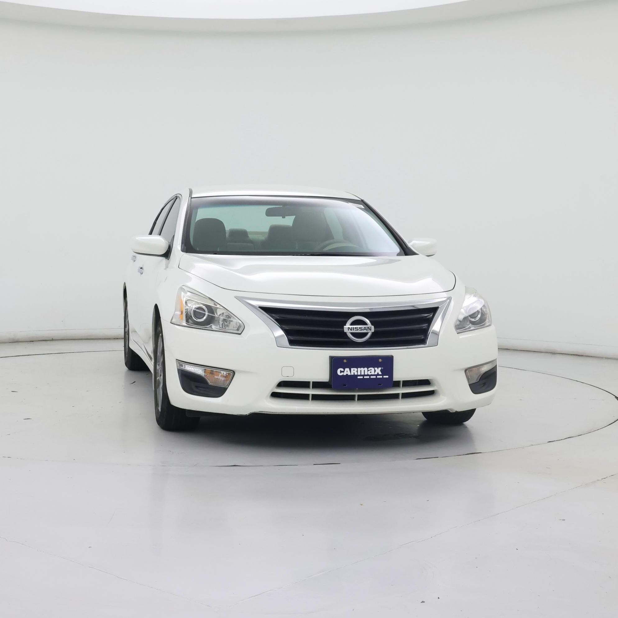 Thumbnail: 2015 Nissan Altima - 5