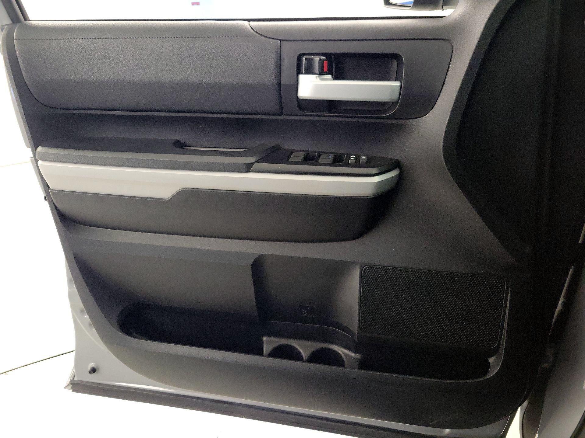 Thumbnail: 2021 Toyota Tundra - 12