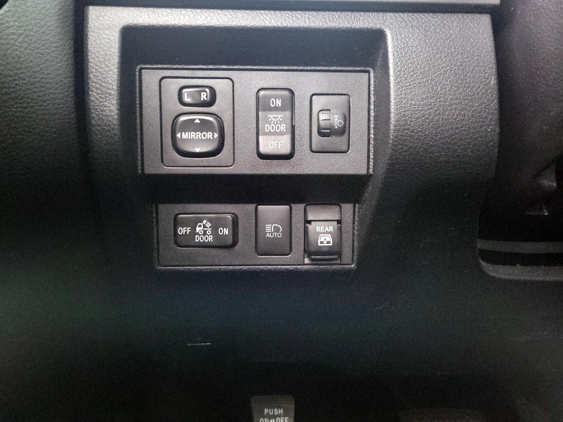 Thumbnail: 2021 Toyota Tundra - 13