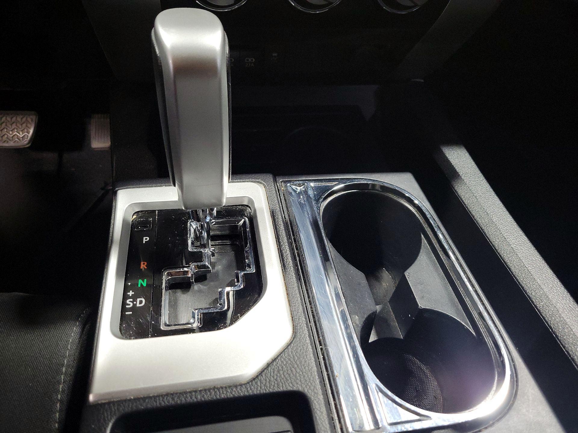 Thumbnail: 2021 Toyota Tundra - 17