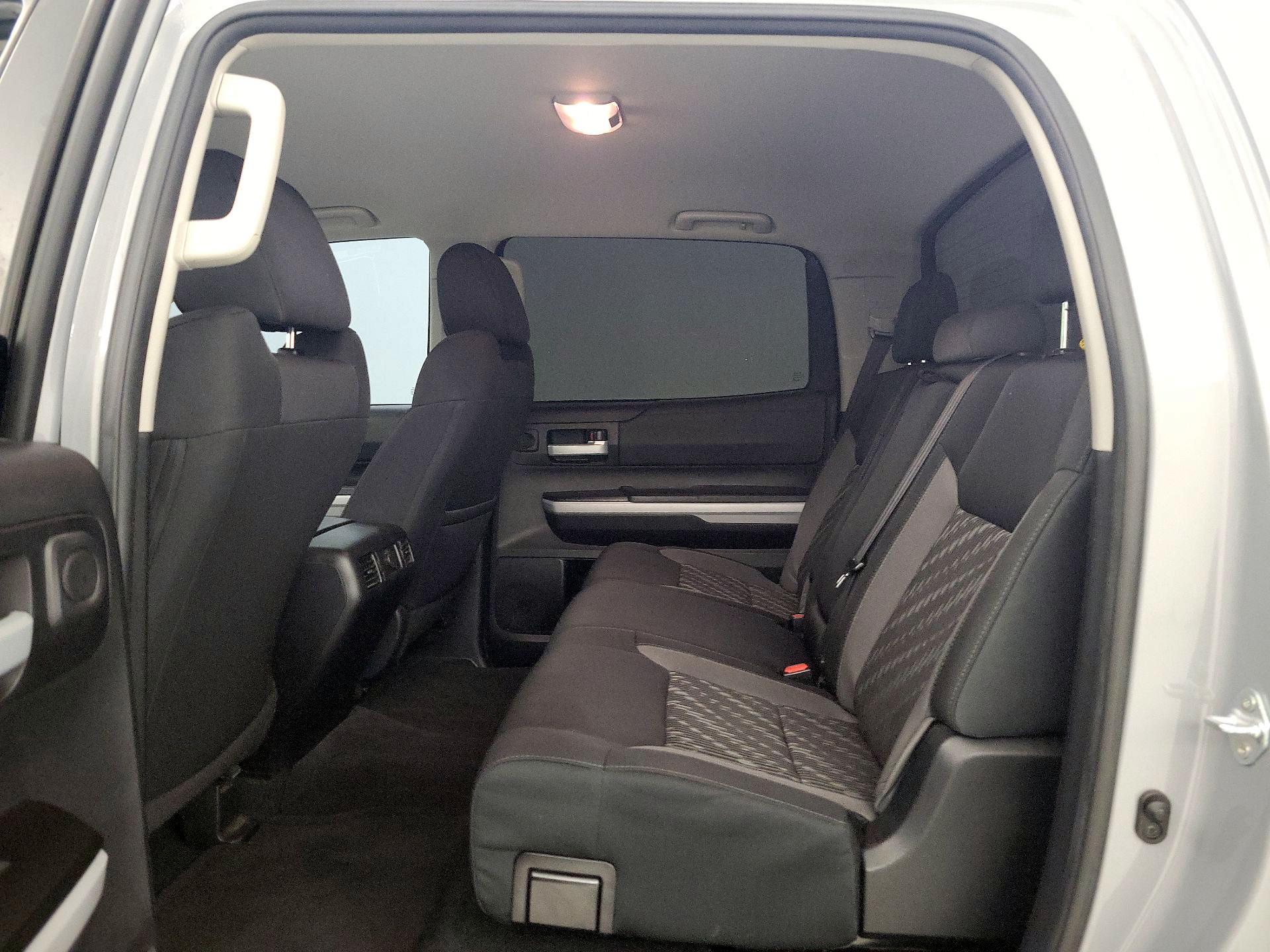 Thumbnail: 2021 Toyota Tundra - 18