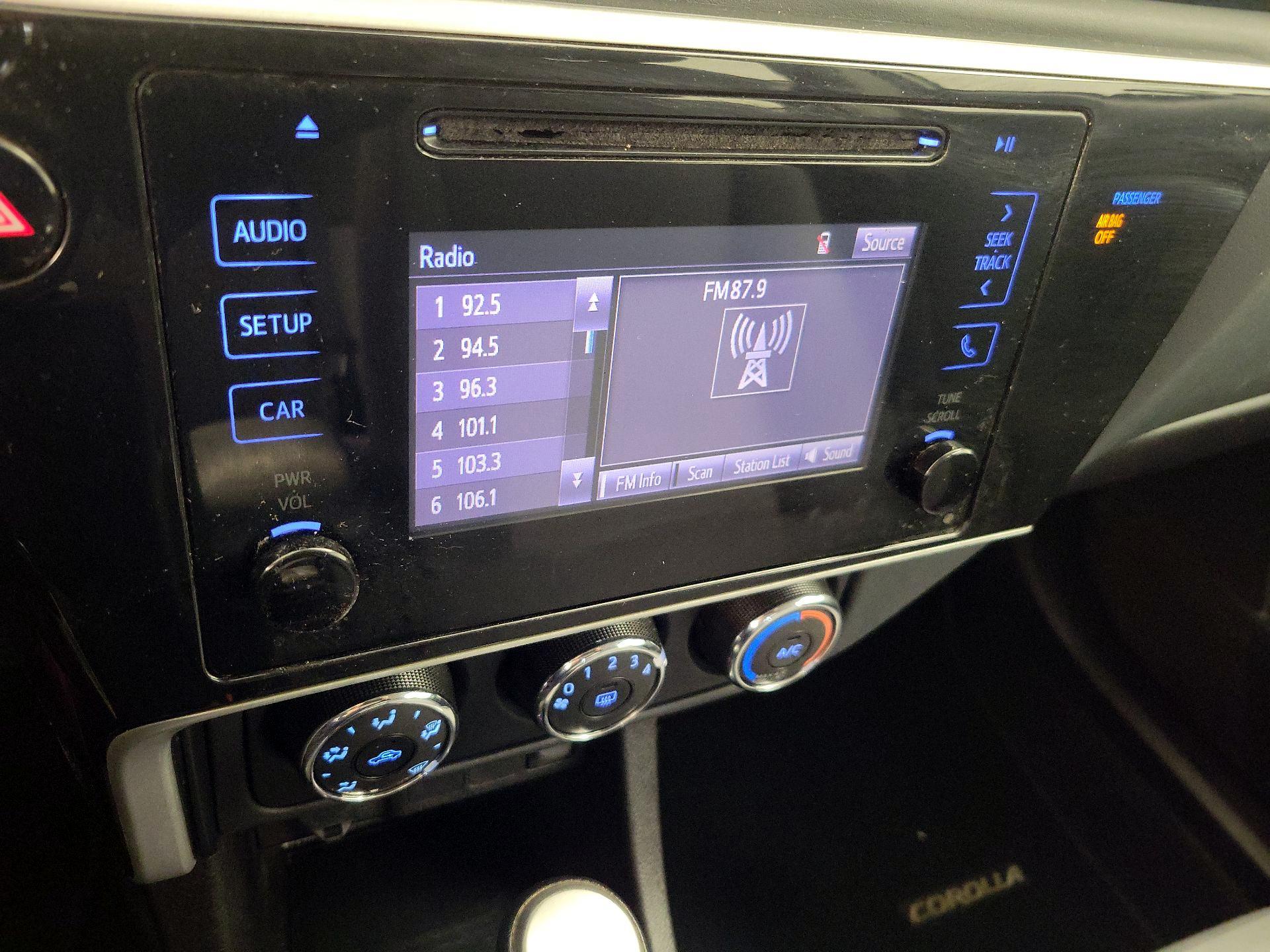 Thumbnail: 2019 Toyota Corolla - 15