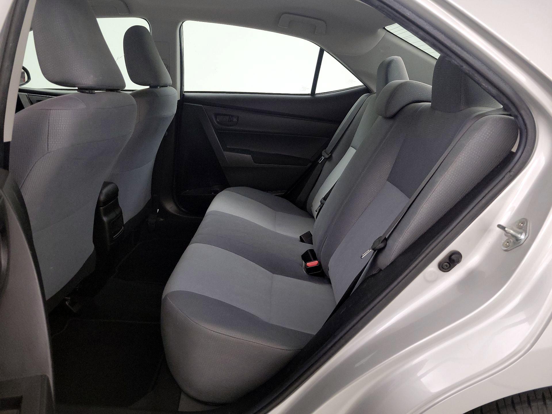 Thumbnail: 2019 Toyota Corolla - 18