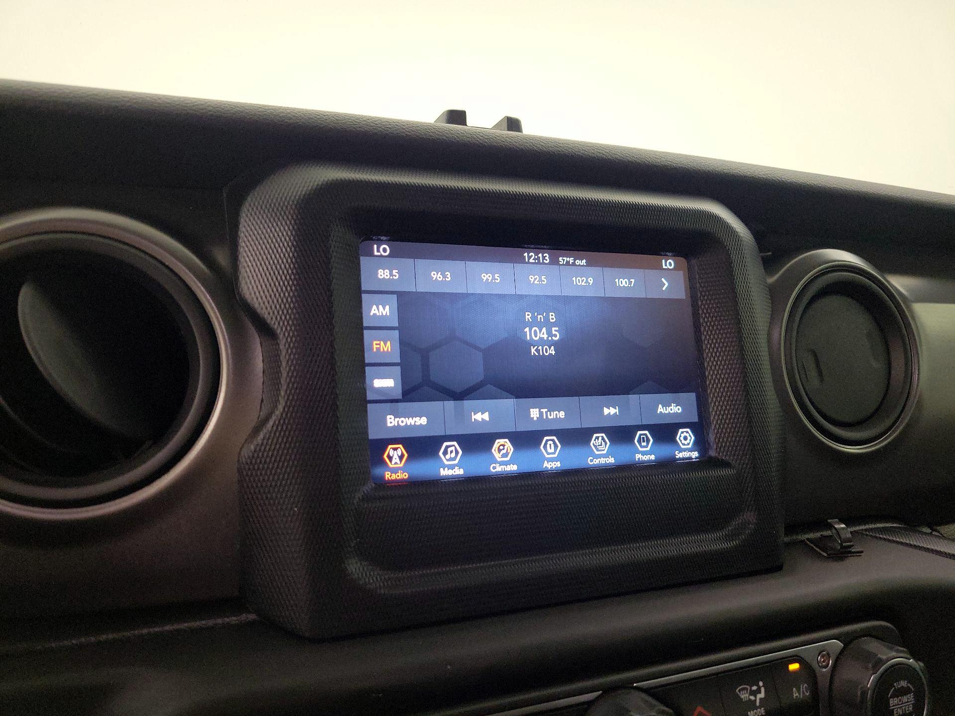 Thumbnail: 2023 Jeep Wrangler - 15