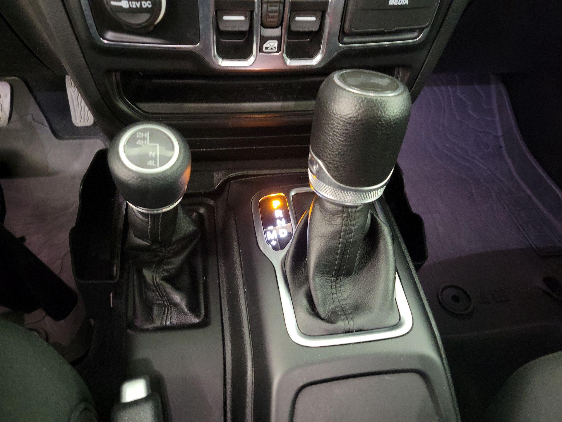 Thumbnail: 2023 Jeep Wrangler - 17