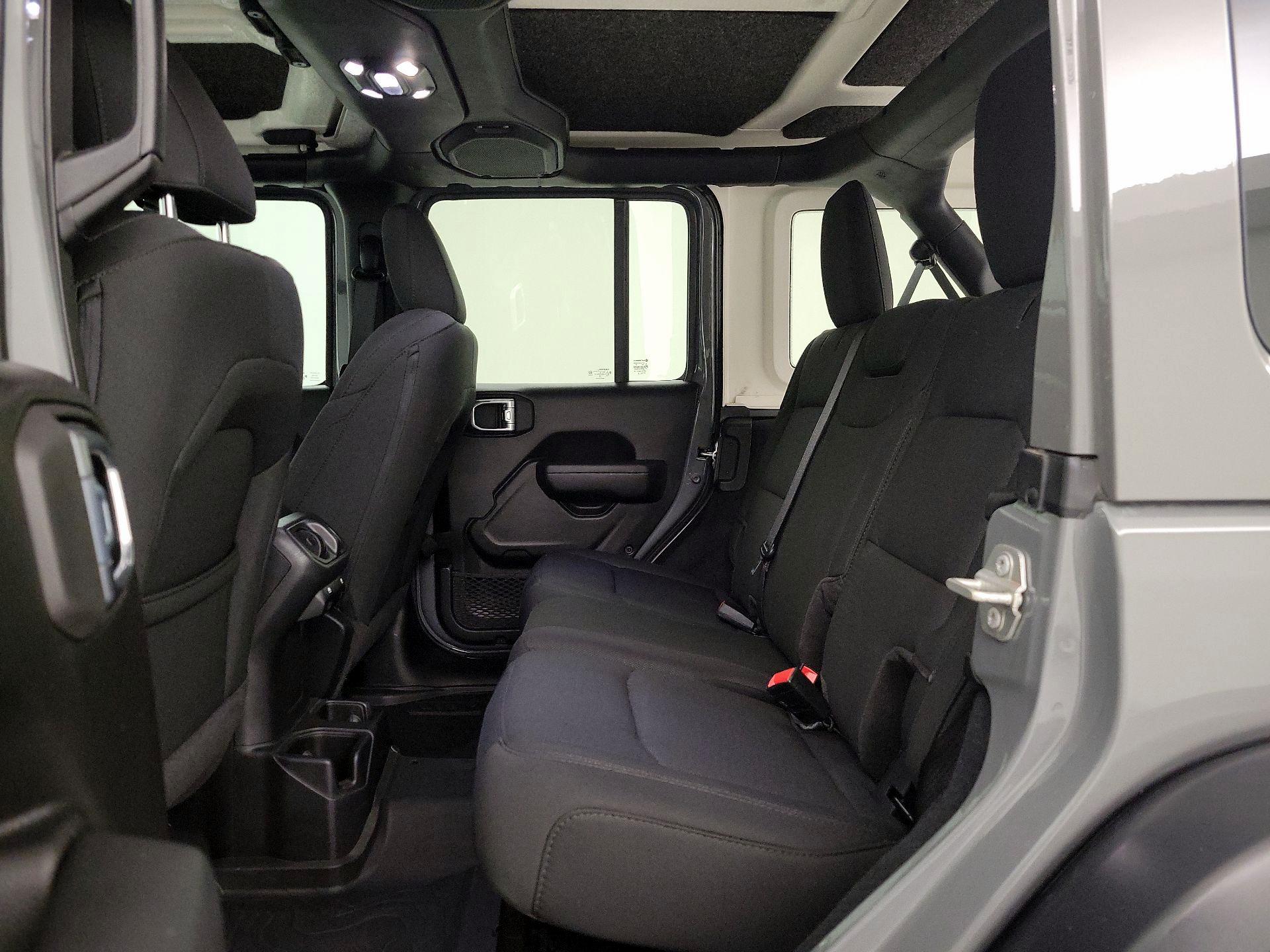 Thumbnail: 2023 Jeep Wrangler - 18