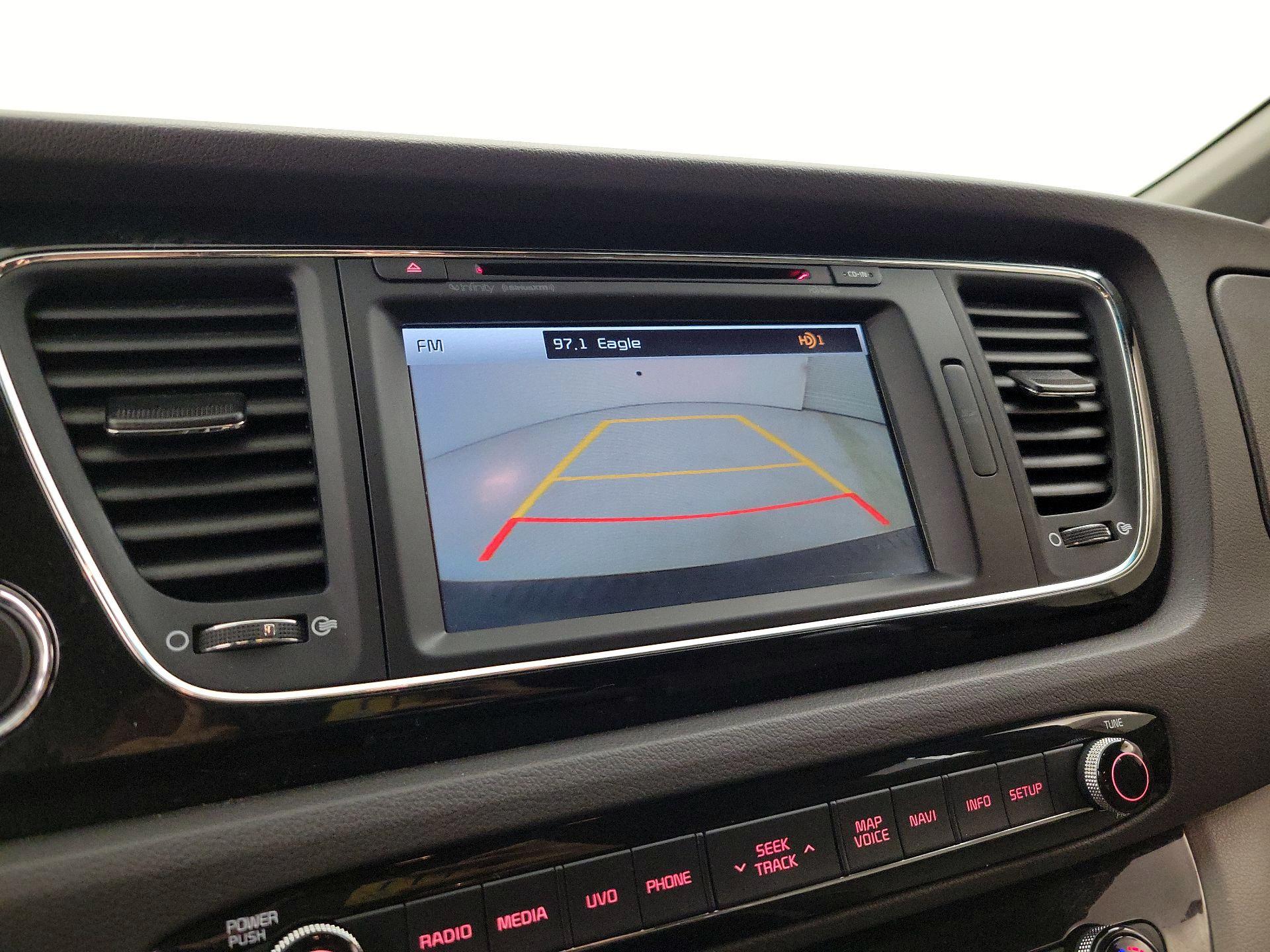 Thumbnail: 2016 Kia Sedona - 14