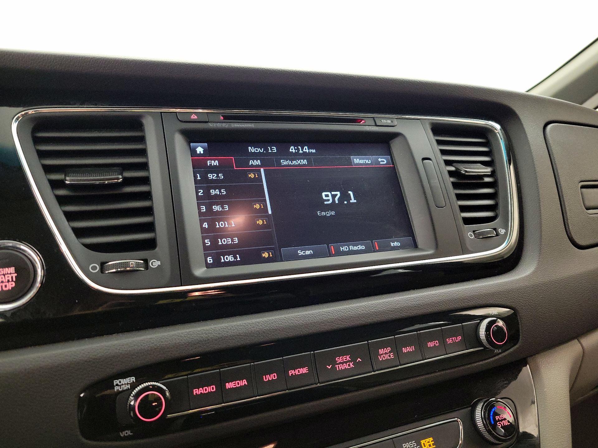 Thumbnail: 2016 Kia Sedona - 15