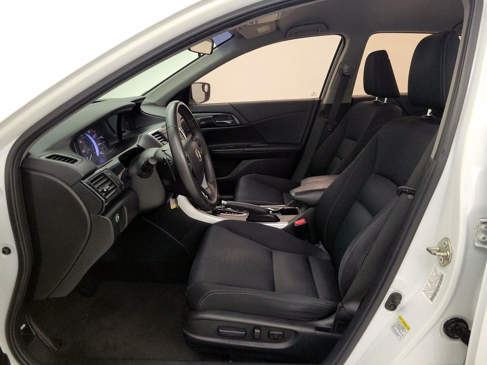 Thumbnail: 2015 Honda Accord - 11