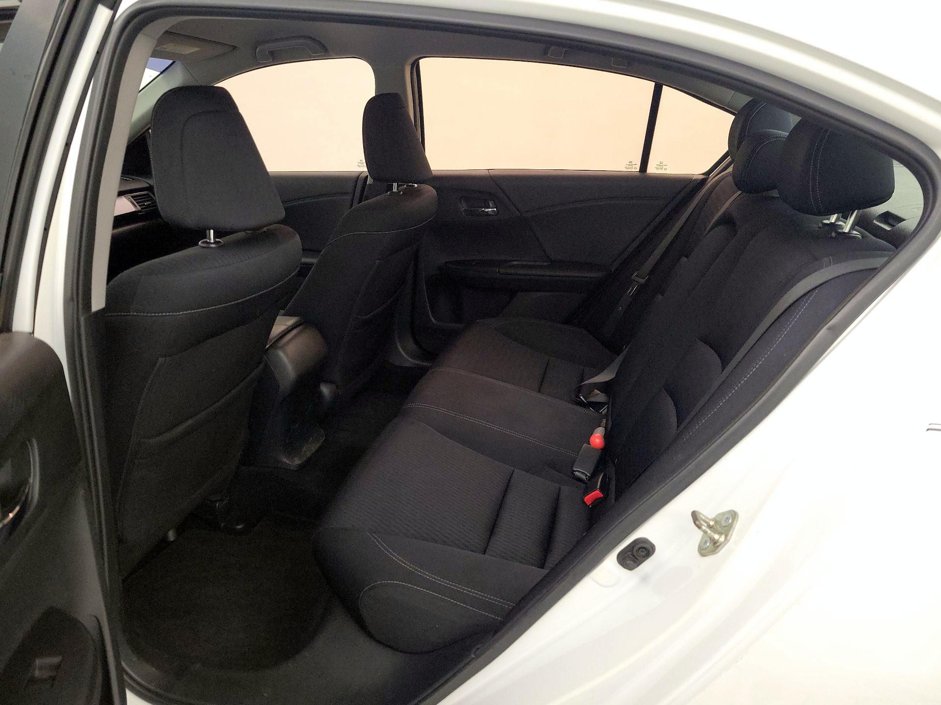 Thumbnail: 2015 Honda Accord - 18