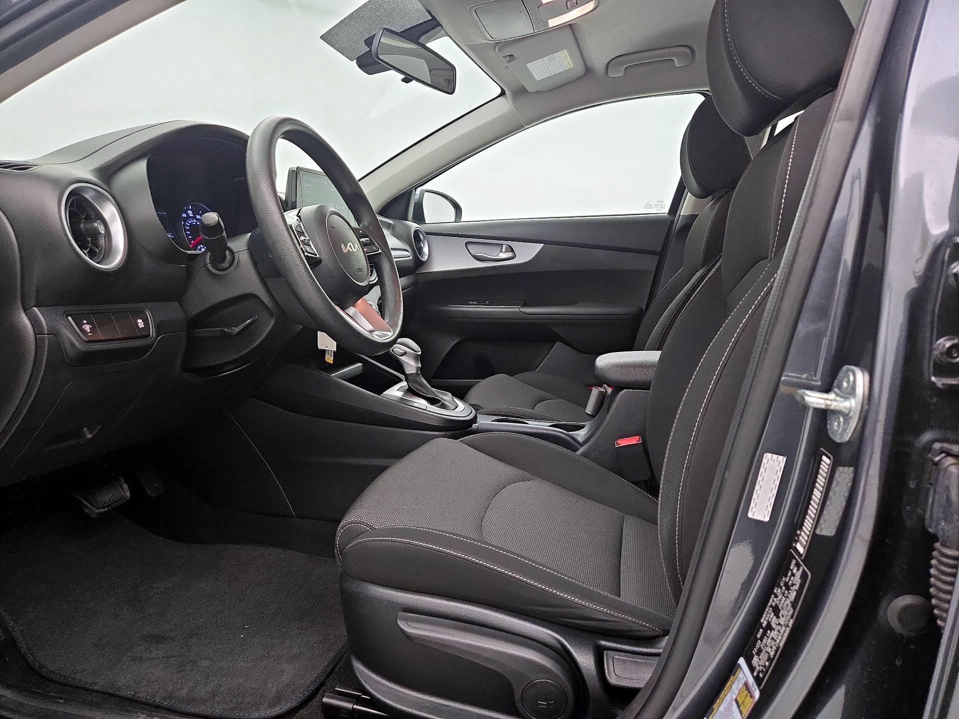 Thumbnail: 2024 Kia Forte - 11