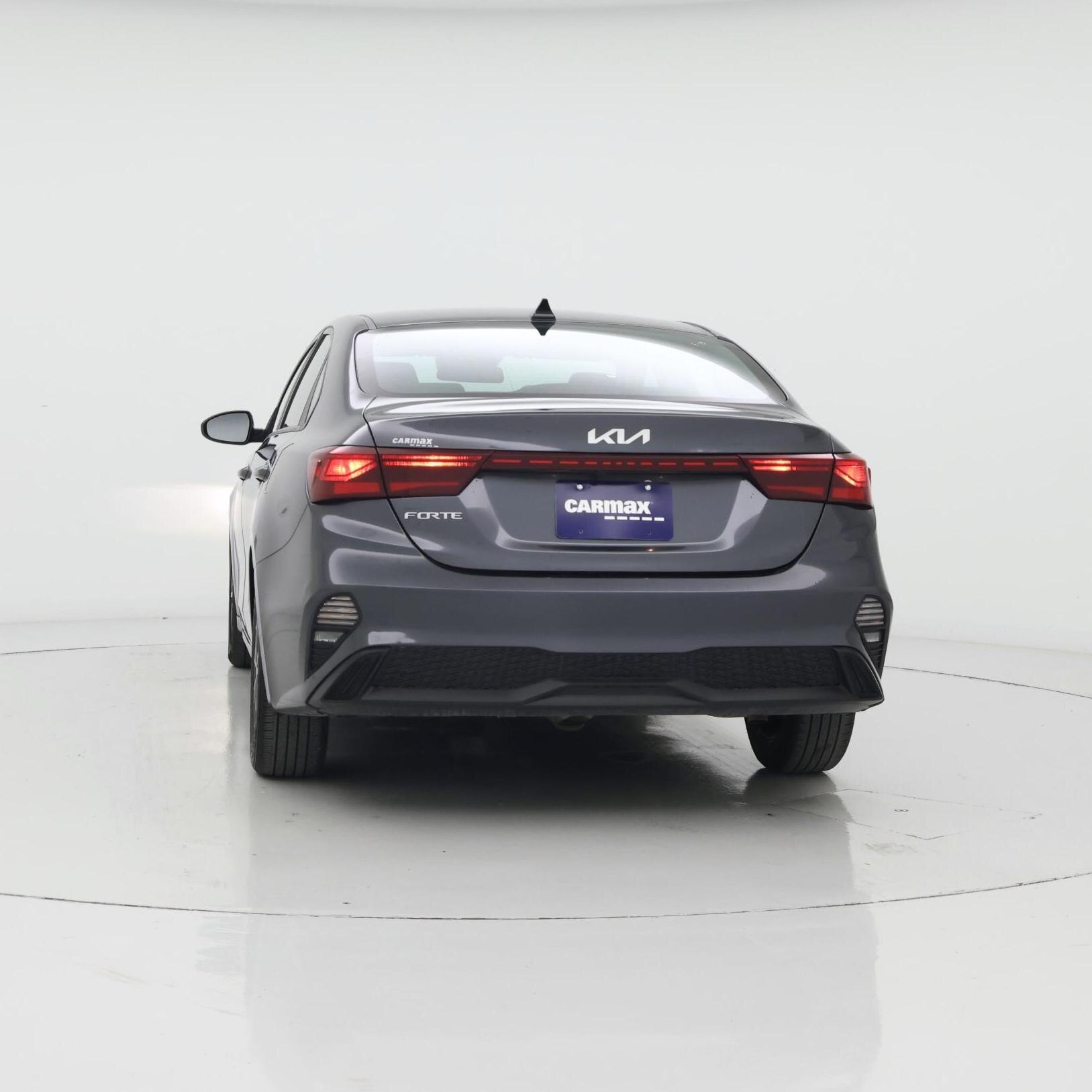 Thumbnail: 2024 Kia Forte - 6