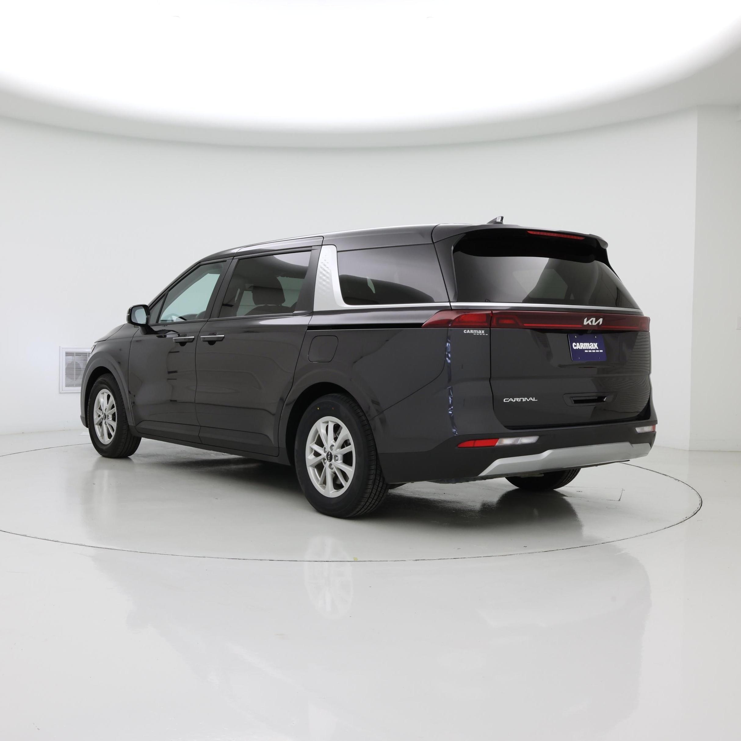 Thumbnail: 2024 Kia Carnival - 2