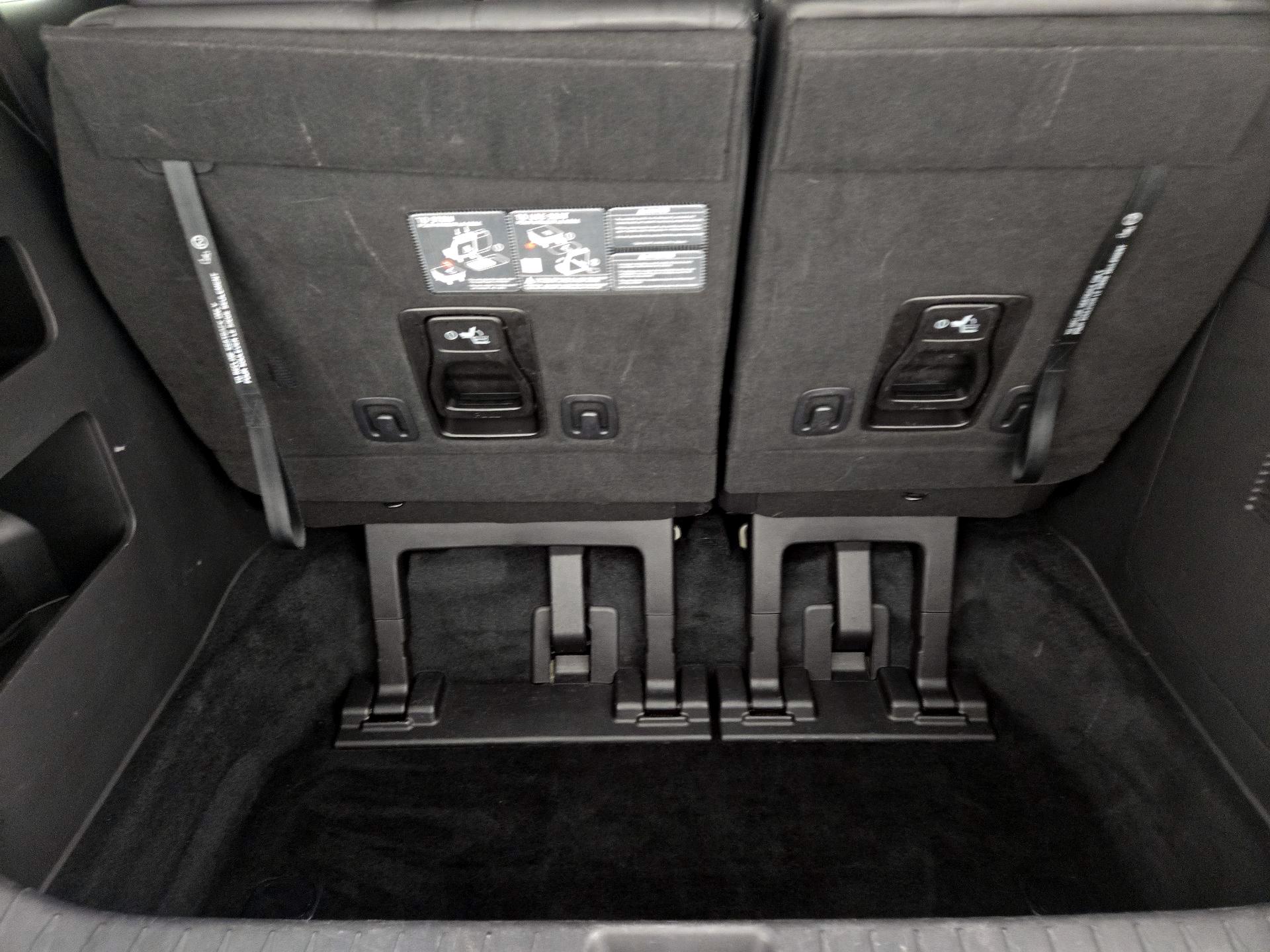 Thumbnail: 2024 Kia Carnival - 20