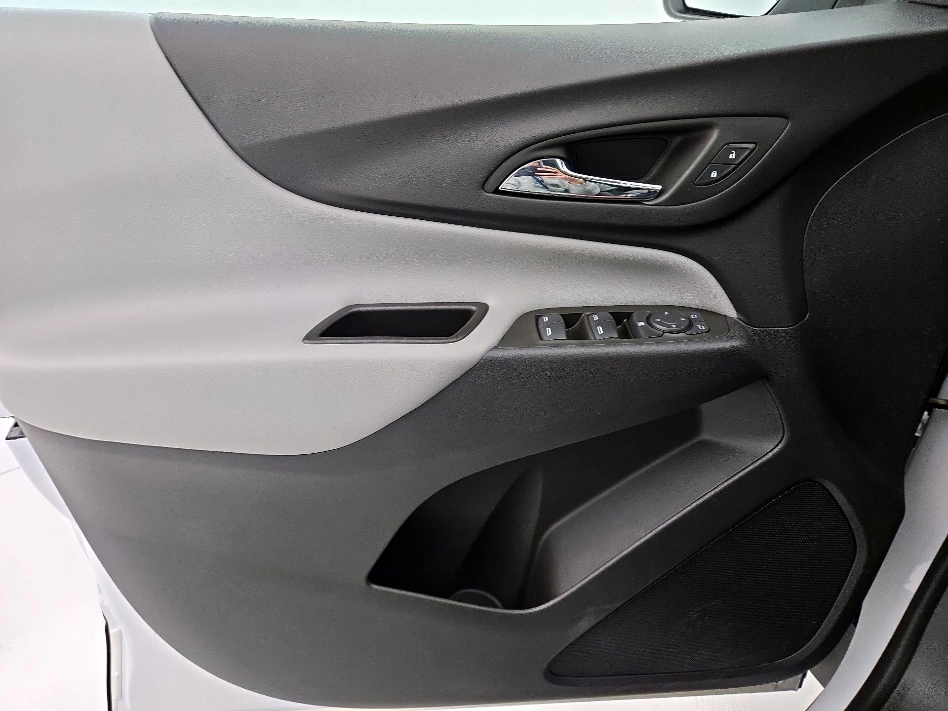 Thumbnail: 2023 Chevrolet Equinox - 12