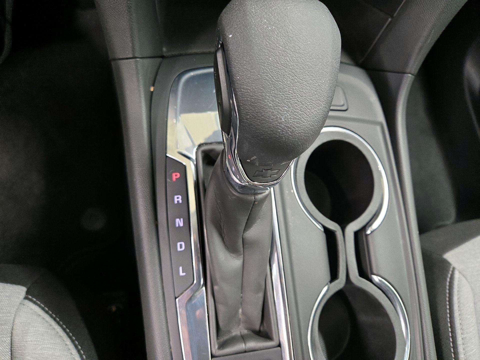 Thumbnail: 2023 Chevrolet Equinox - 17