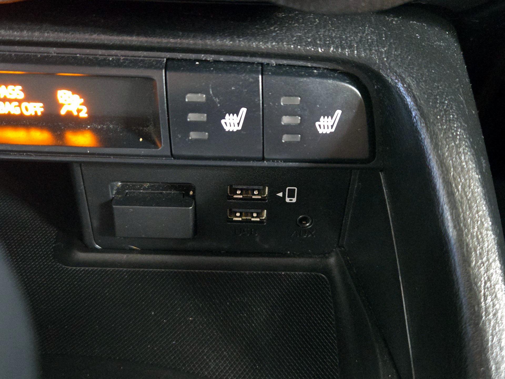 Thumbnail: 2023 Mazda MX-5 Miata - 18