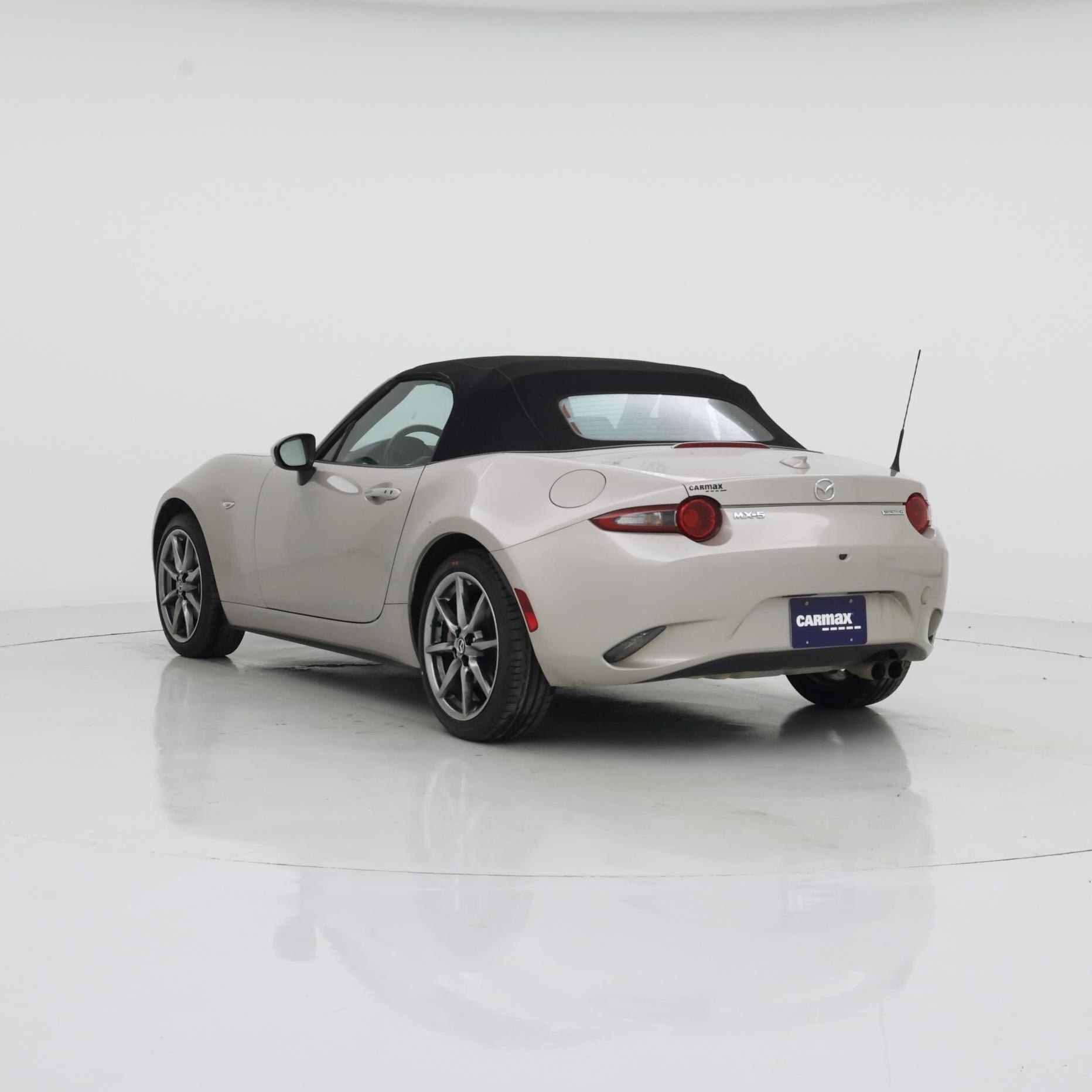 Thumbnail: 2023 Mazda MX-5 Miata - 2