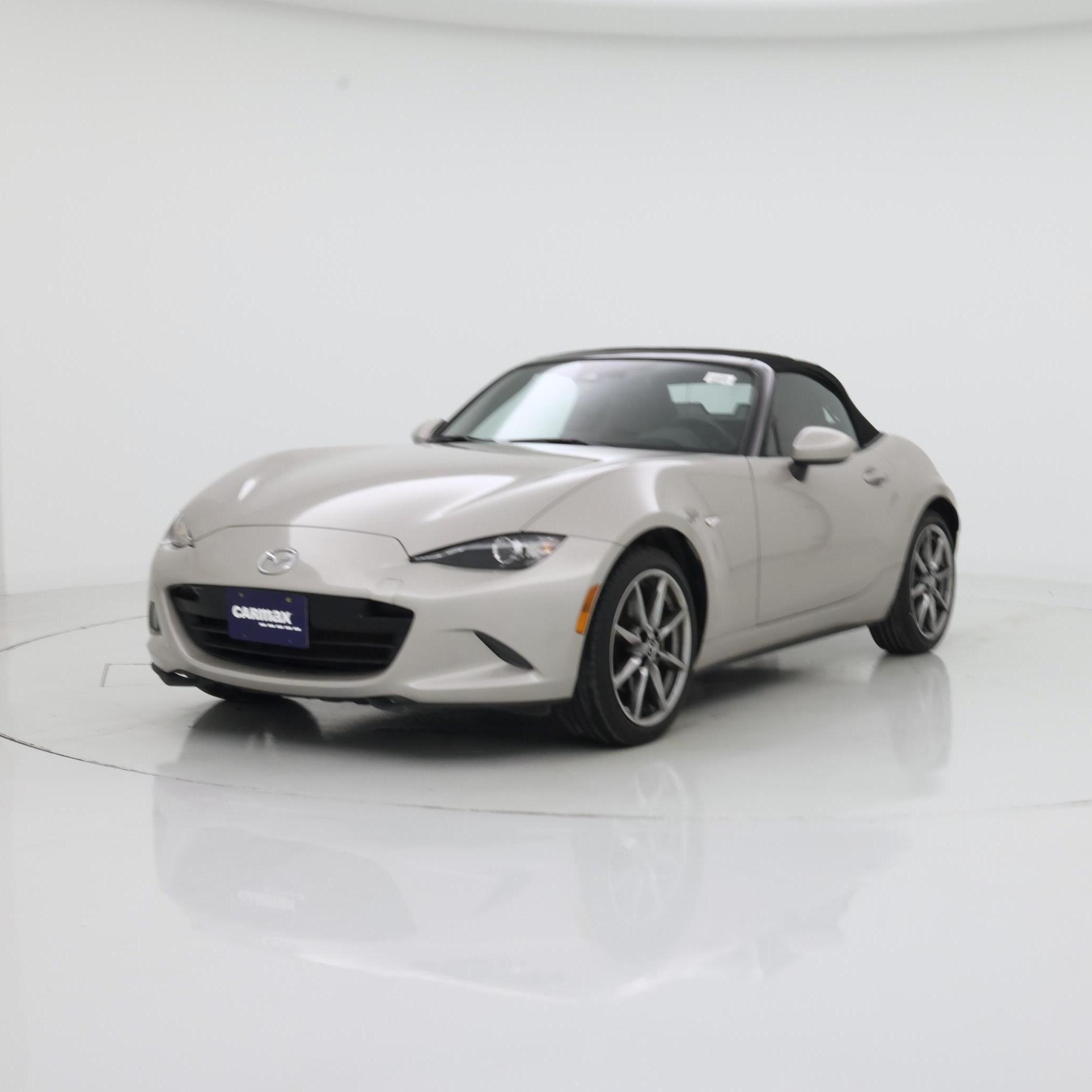 Thumbnail: 2023 Mazda MX-5 Miata - 4