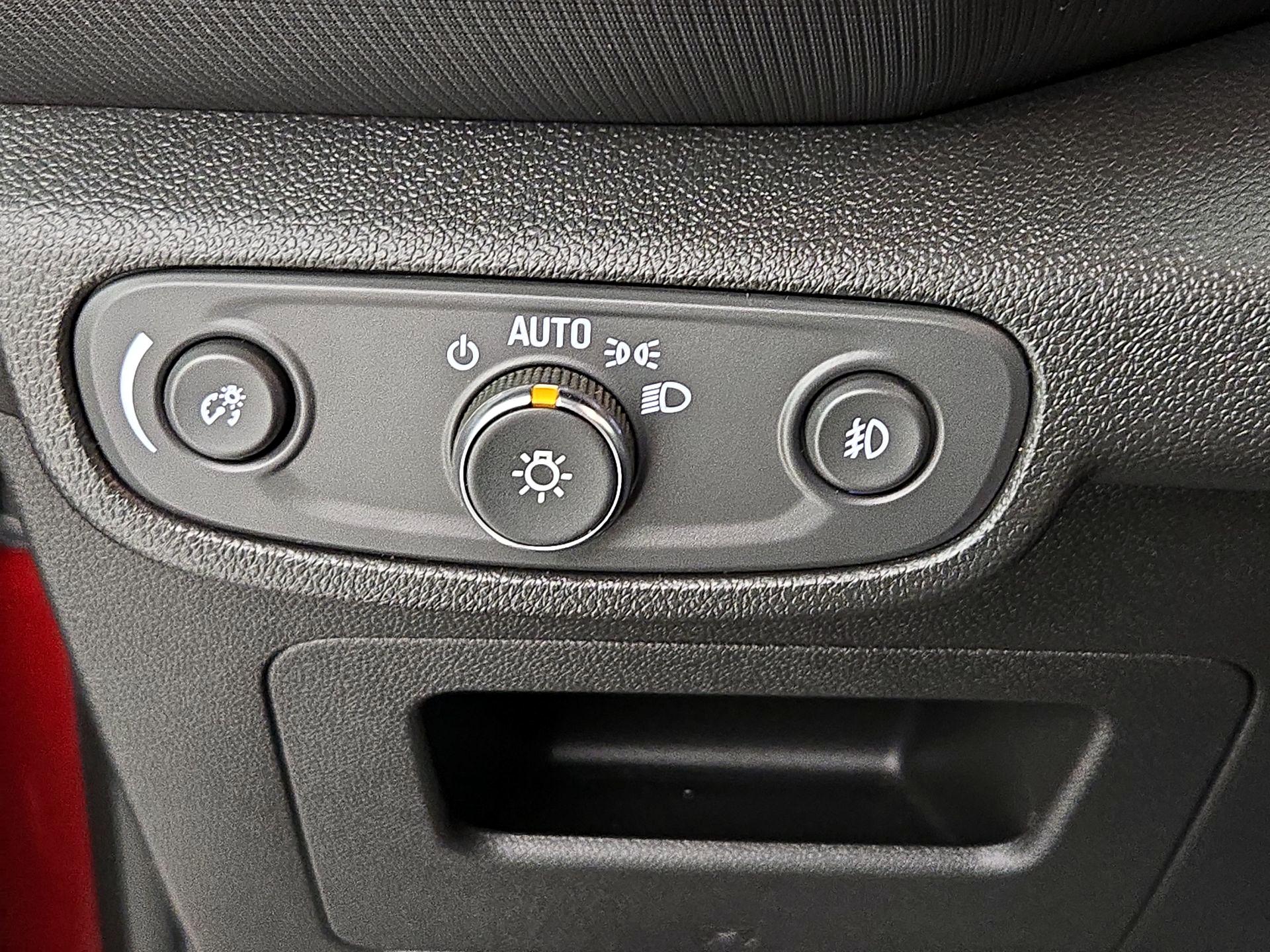 Thumbnail: 2023 Chevrolet TrailBlazer - 13