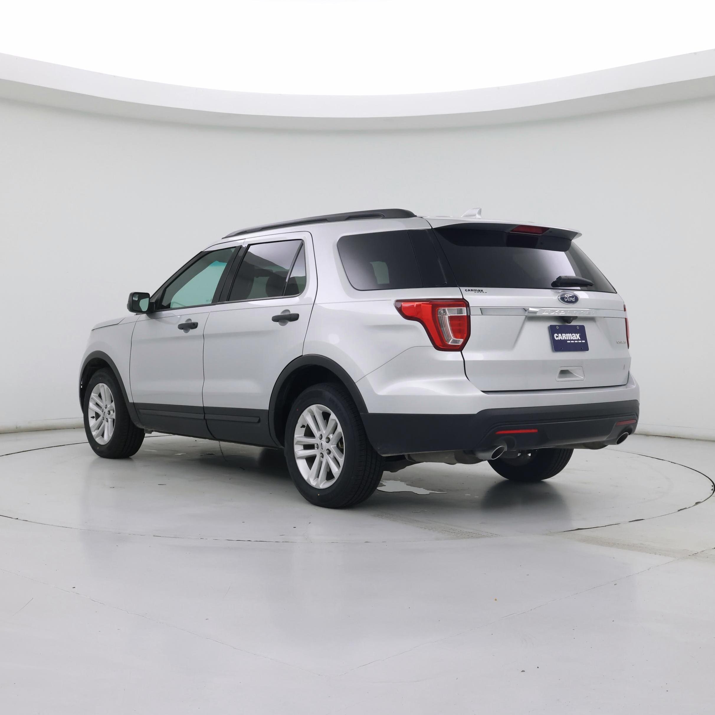 Thumbnail: 2016 Ford Explorer - 2