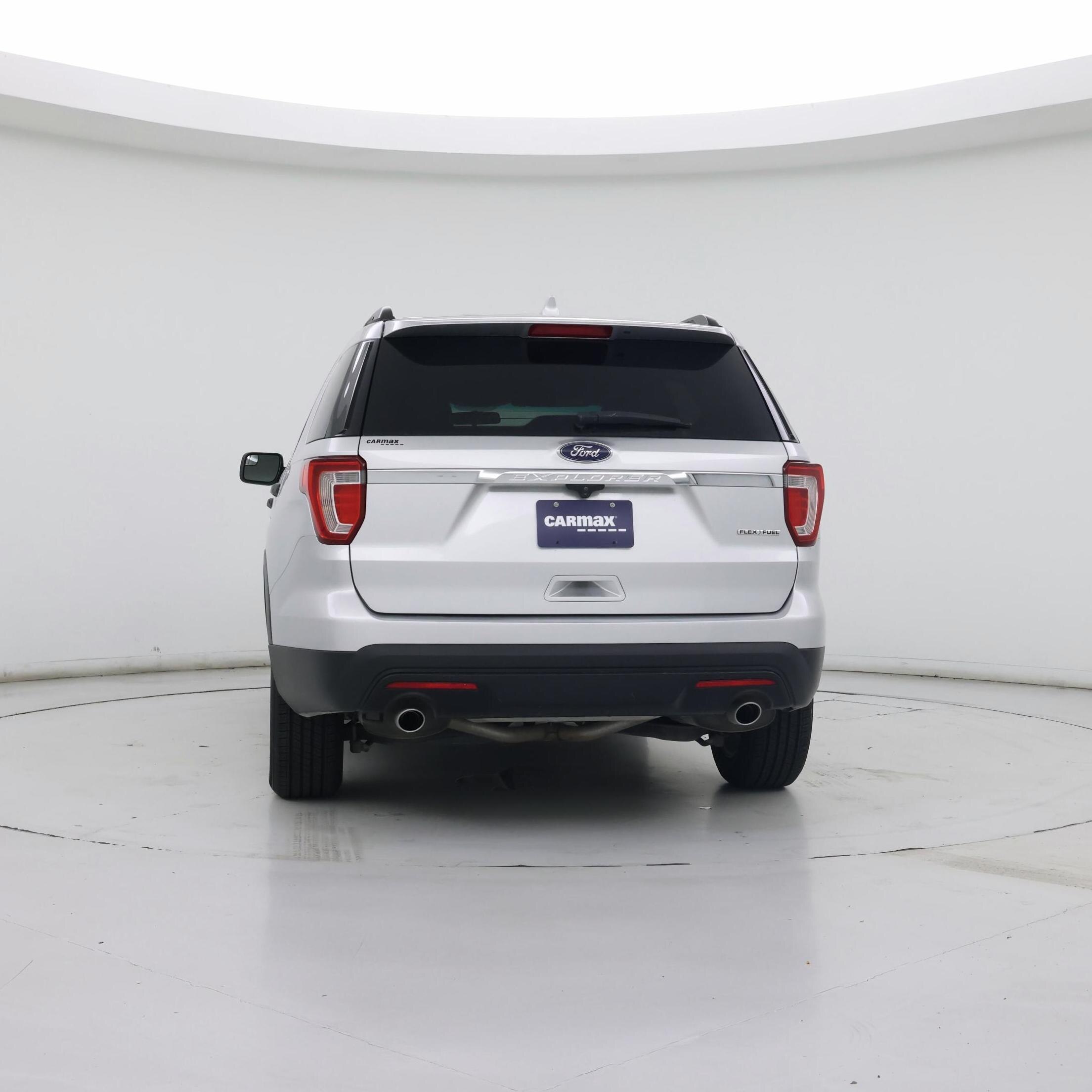 Thumbnail: 2016 Ford Explorer - 6