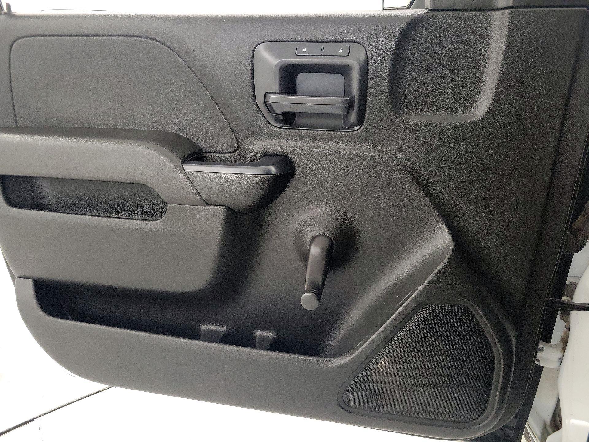 Thumbnail: 2017 Chevrolet Silverado 1500 - 12